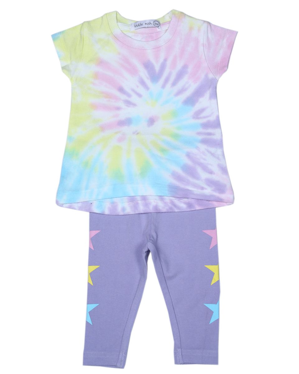 Tie-dye shirt and purple leggings with star patterns on a white background