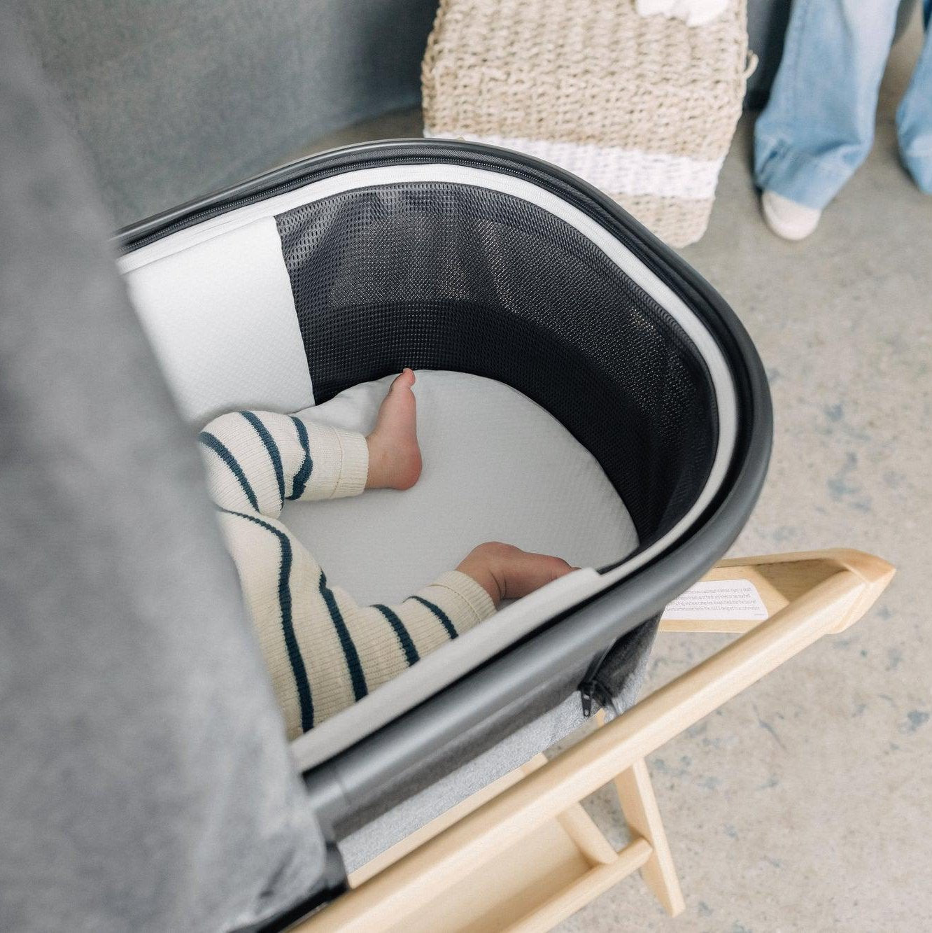 UPPAbaby Bassinet Stand - Twinkle Twinkle Little One