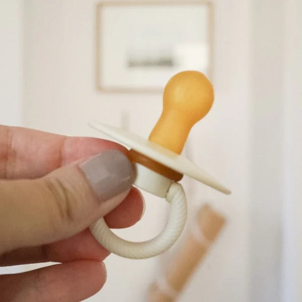 Itzy Soother™ Natural Rubber Pacifier - 0-6M - Twinkle Twinkle Little One