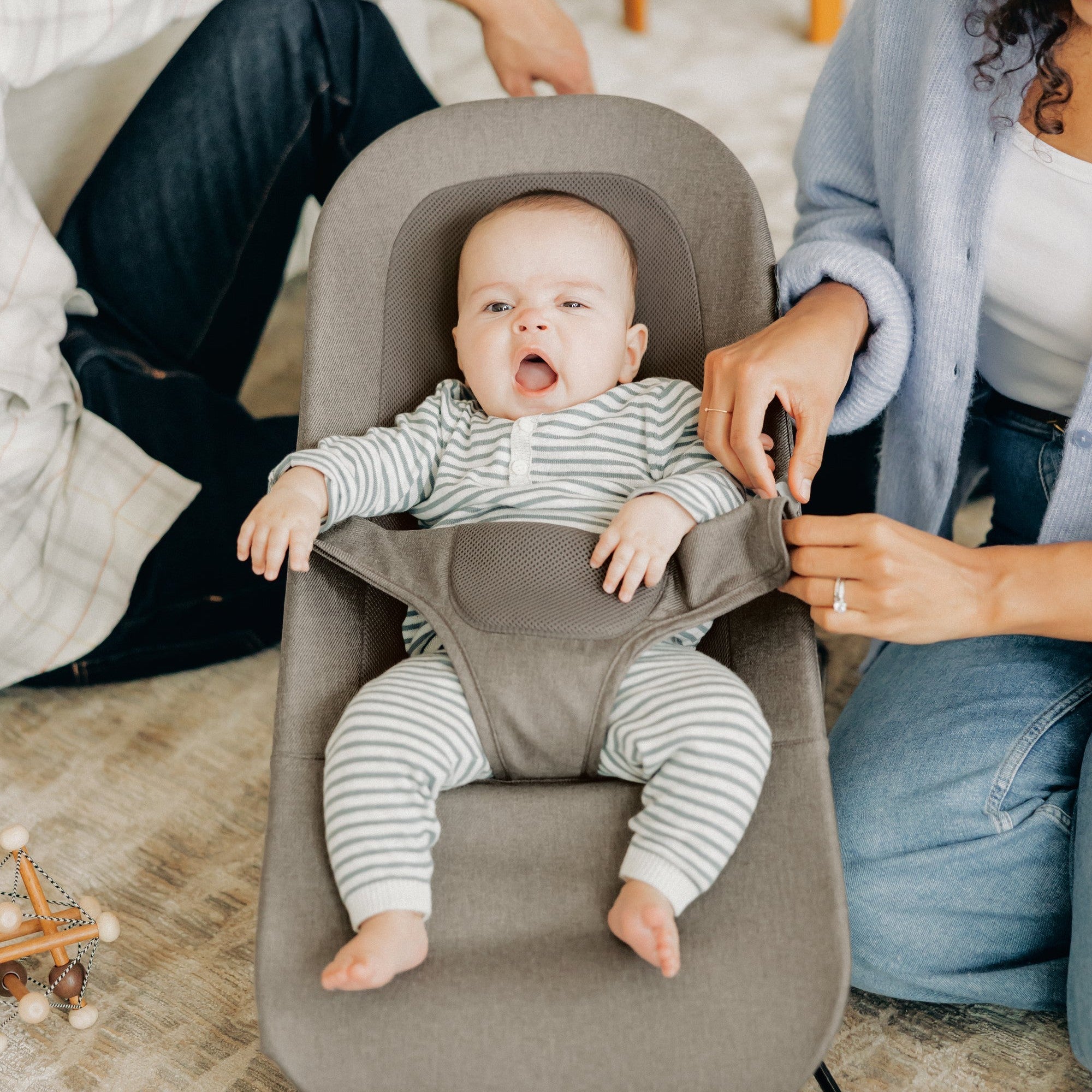 UPPAbaby Mira 2-in-1 Bouncer & Seat - Twinkle Twinkle Little One