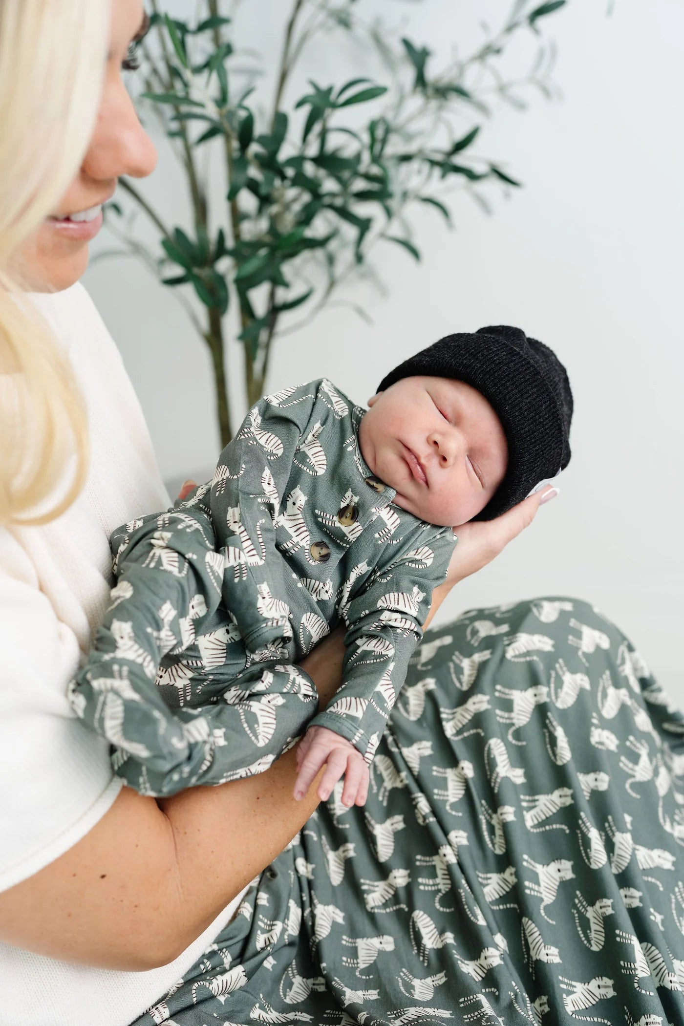 Lou Lou & Company Kai Top, Bottoms + Hat Set