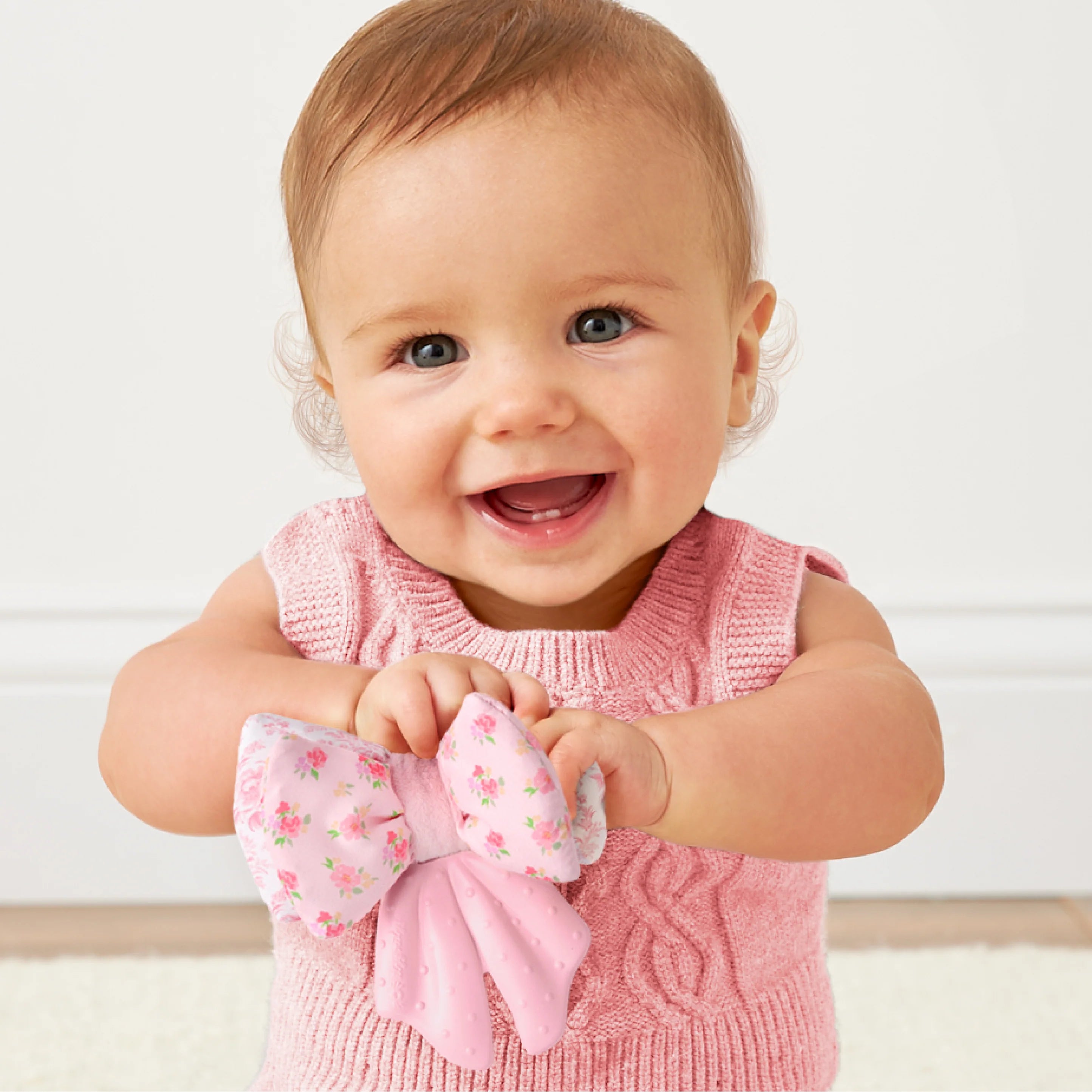 Sweetie Crinkle™ Sensory Teether - Twinkle Twinkle Little One