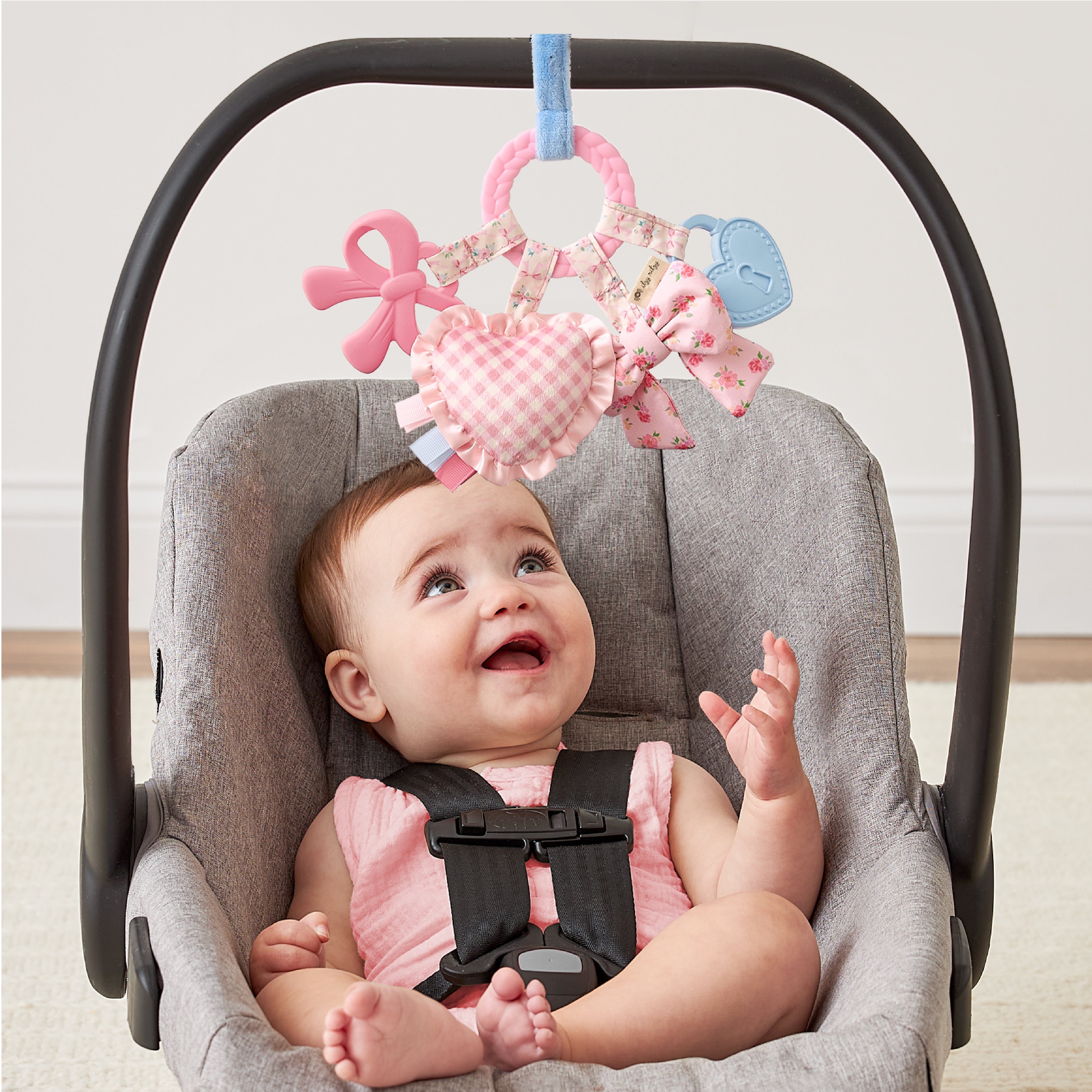 Itzy Ritzy Bitzy Busy Ring Teething Activity Toy | Bow