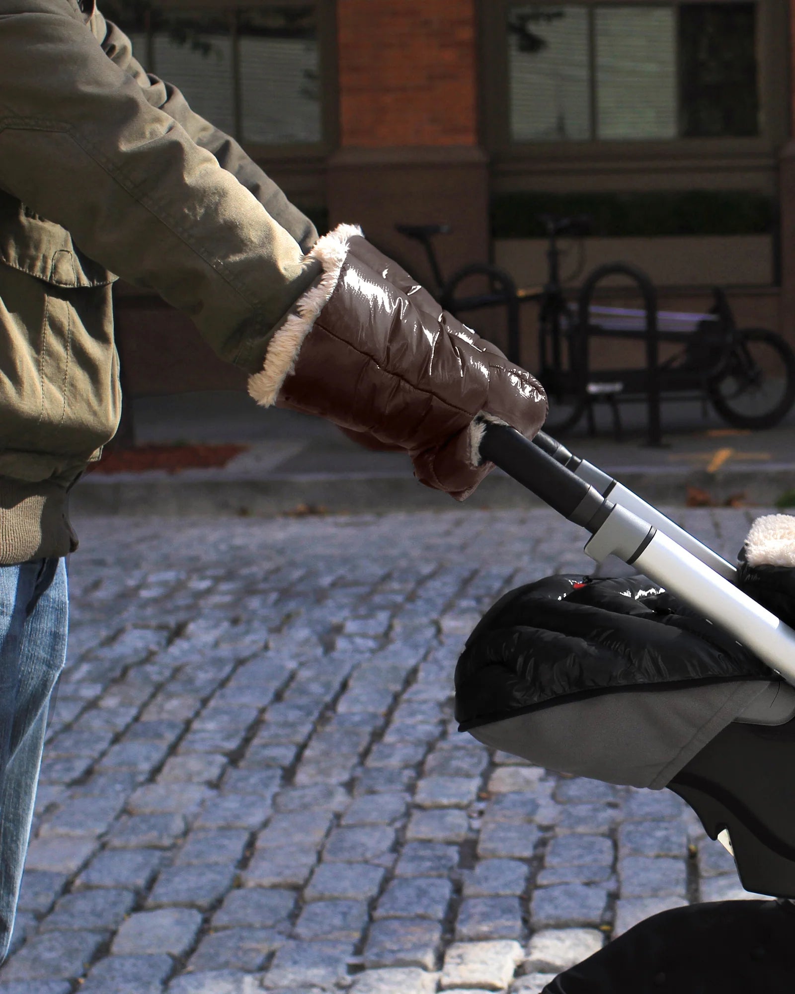 7 A.M. Enfant Warmmuffs - Brown Polar - Twinkle Twinkle Little One