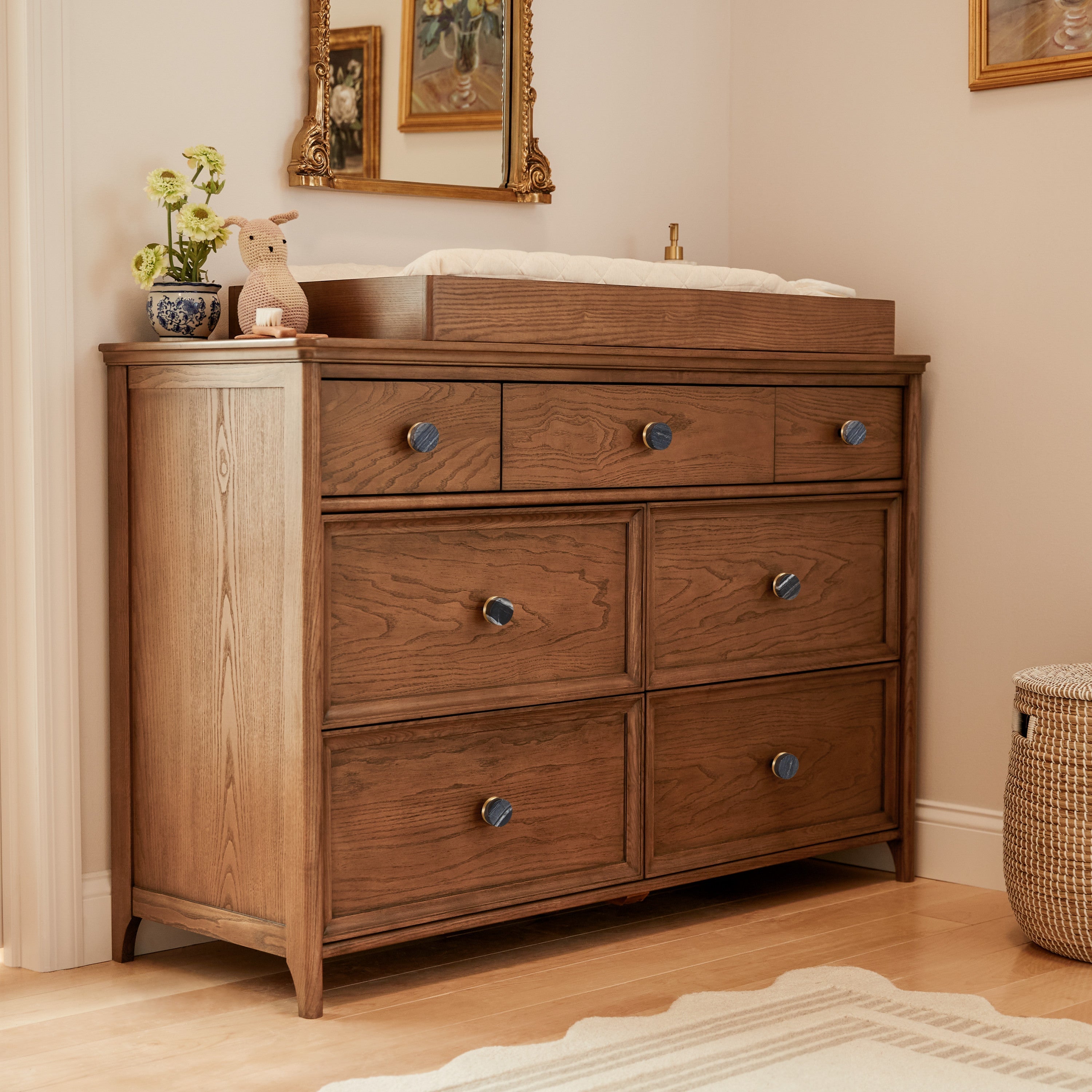 Maxi-Cosi Nursery Quiet Luxury 7-Drawer Dresser | PRESALE