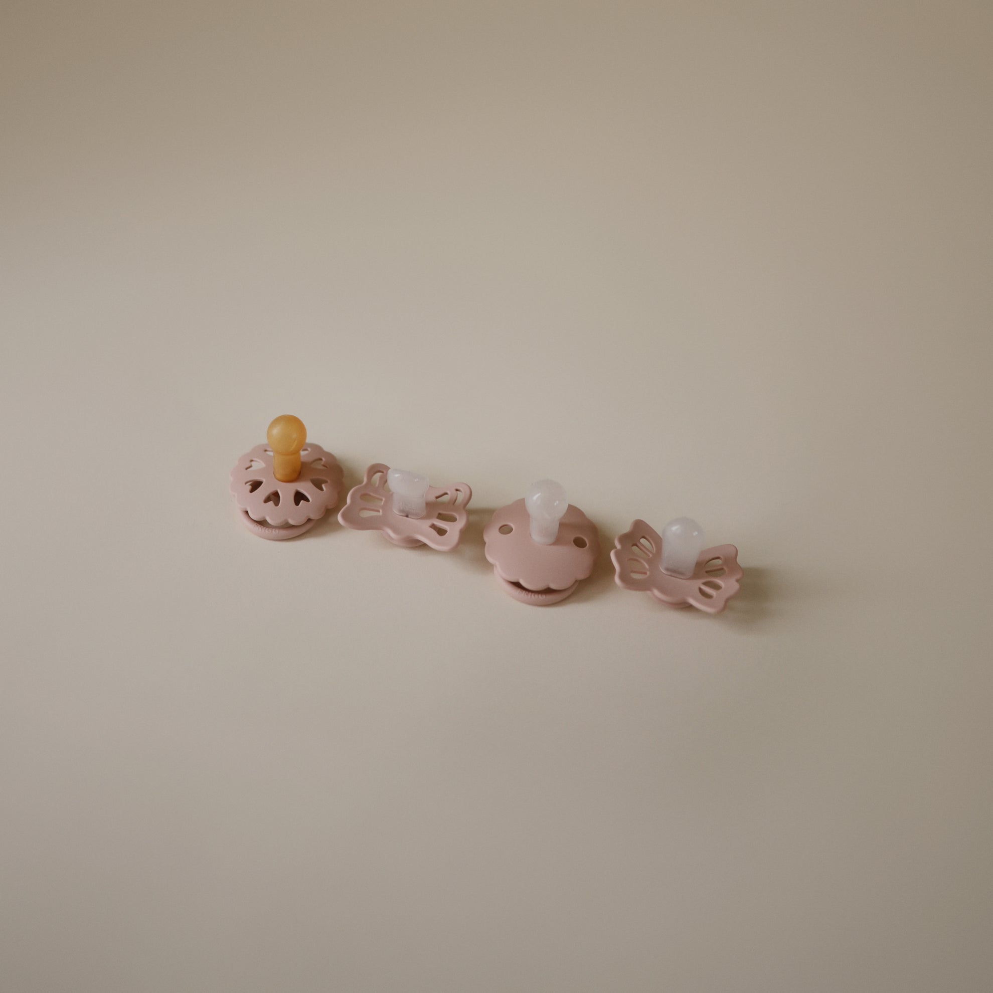 FRIGG Baby's First Pacifier Floral Heart (Blush) 4-Pack - Twinkle Twinkle Little One