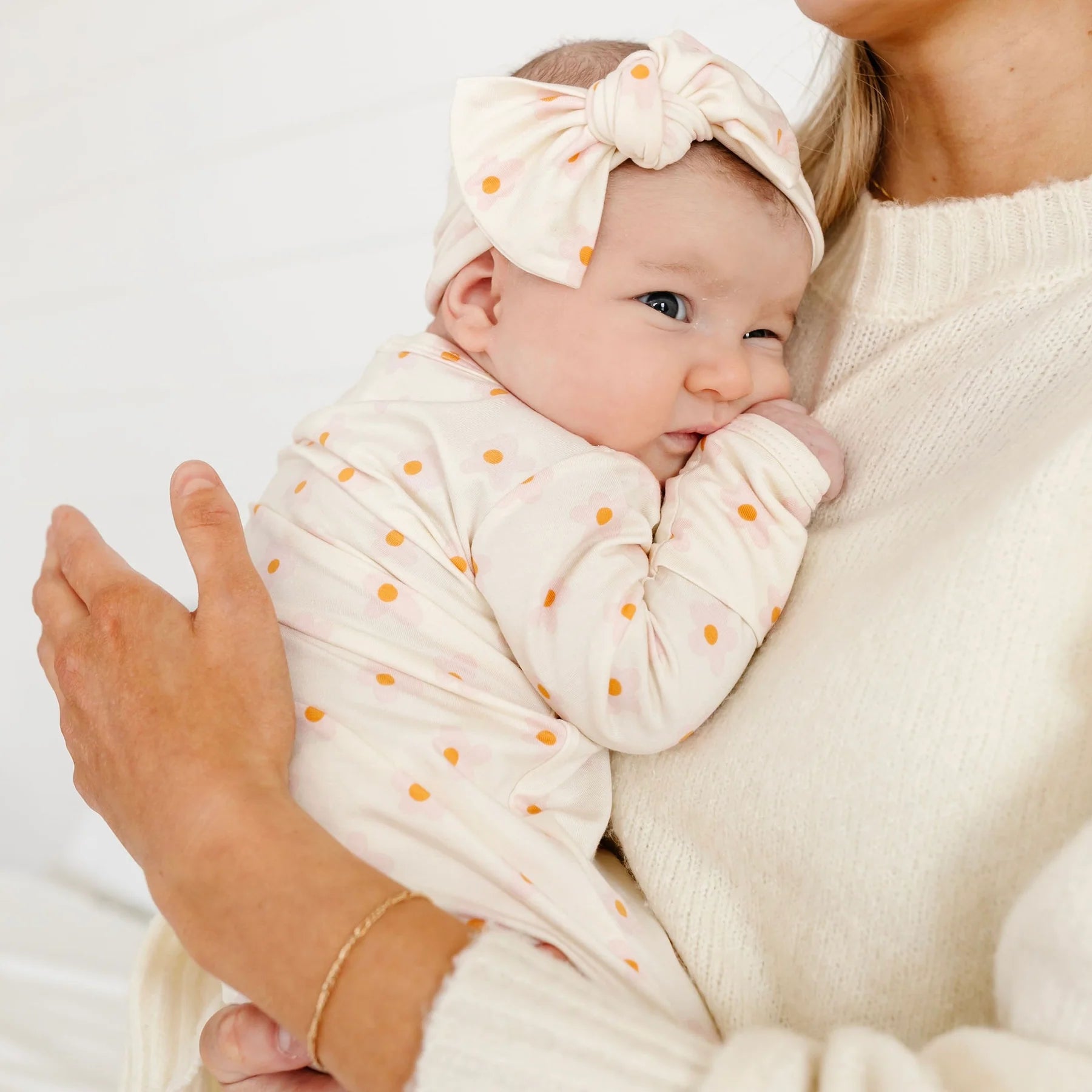 Lou Lou & Company Gianna Top, Bottoms + Headband Set - Twinkle Twinkle Little One