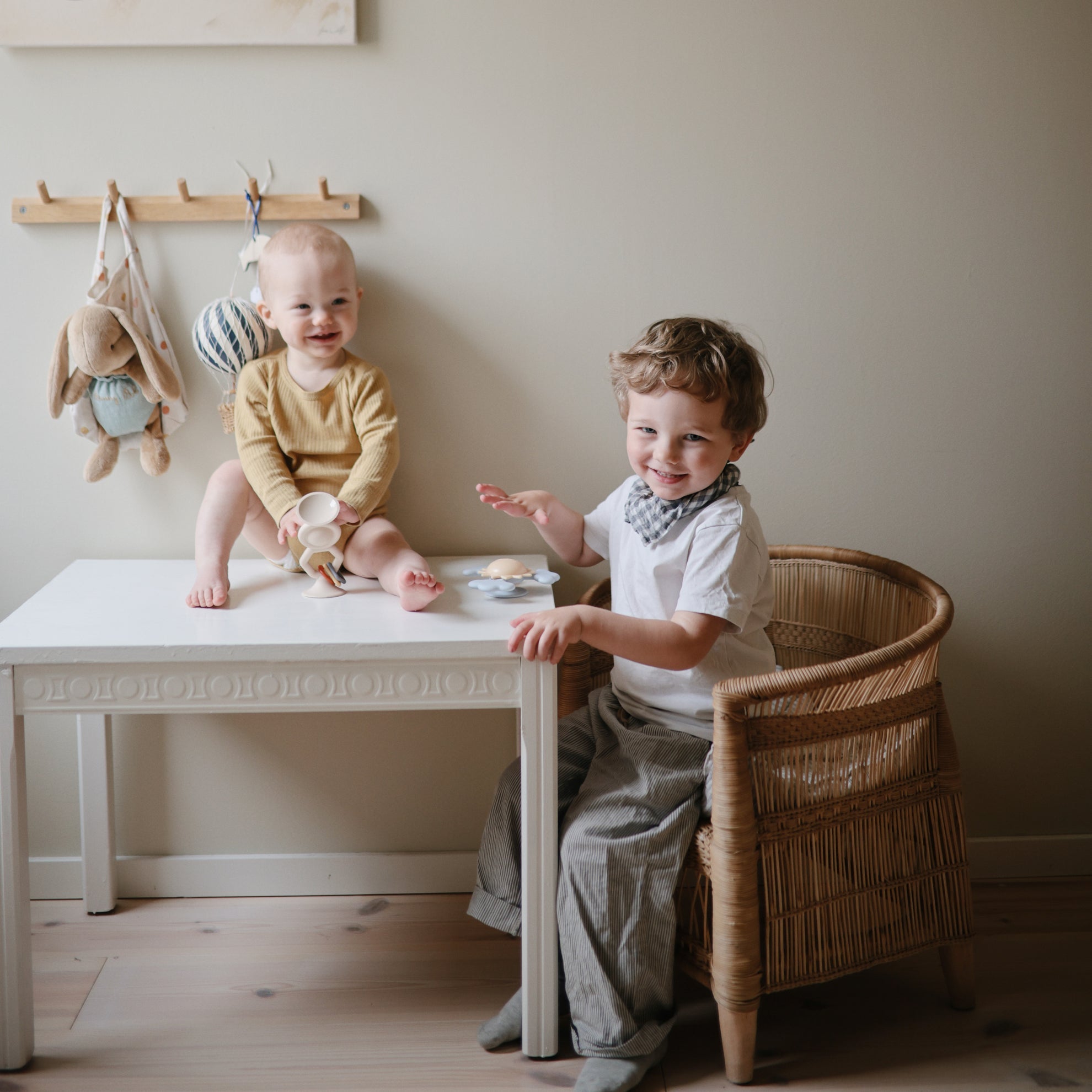 HexaPop Suction Toy - Twinkle Twinkle Little One