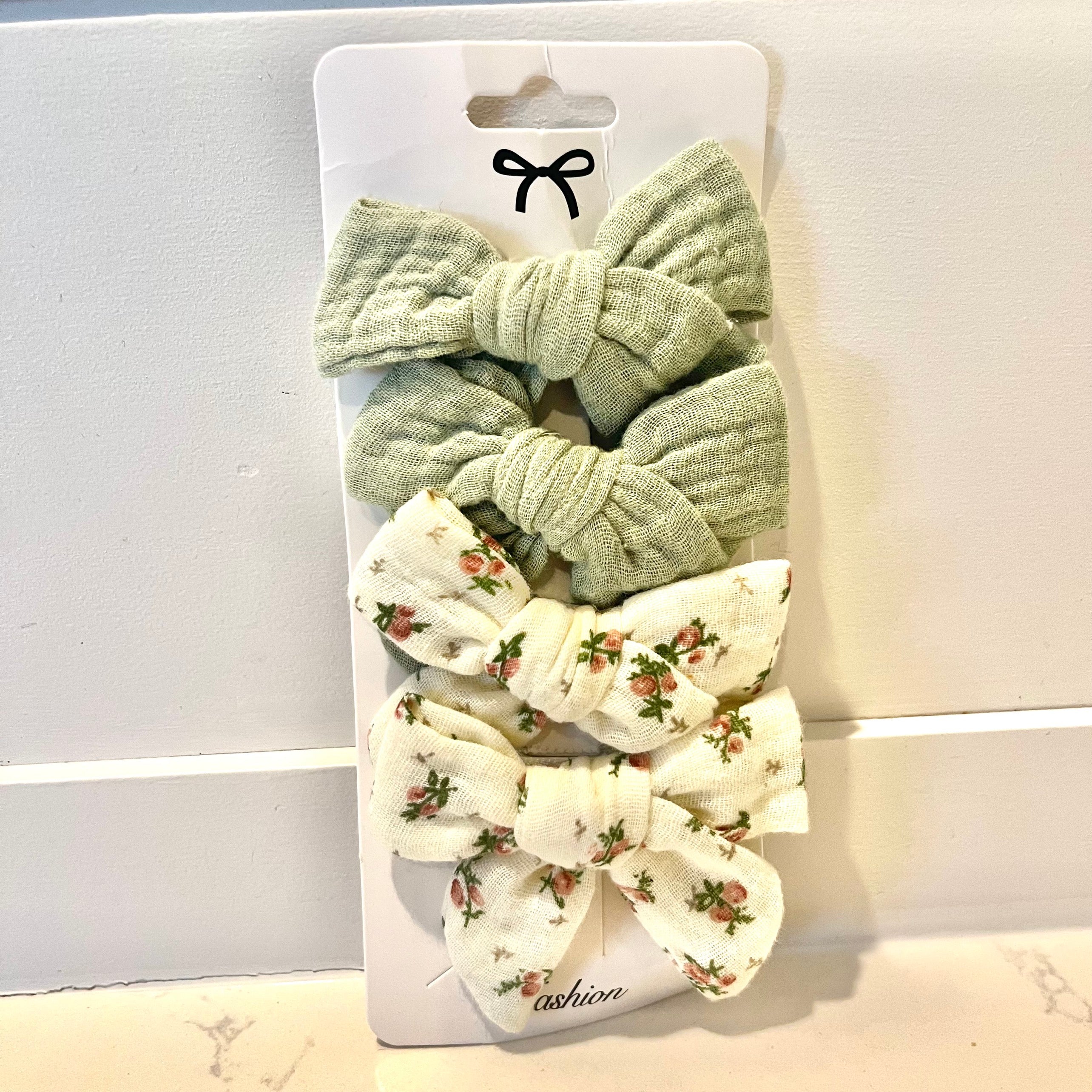 Tied Muslin Bow Clips - Twinkle Twinkle Little One