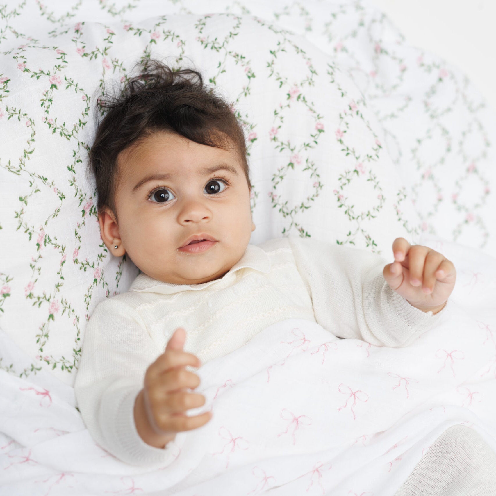 Lulujo Cotton Swaddles - Bows & Rose Trellis - Twinkle Twinkle Little One