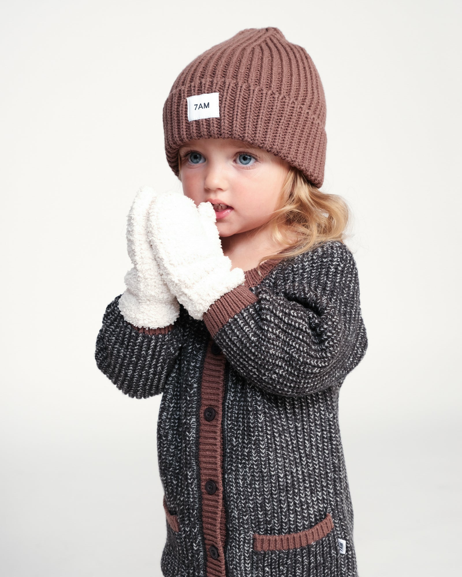 7 A.M. Enfant Fuzzy Mittens - Twinkle Twinkle Little One