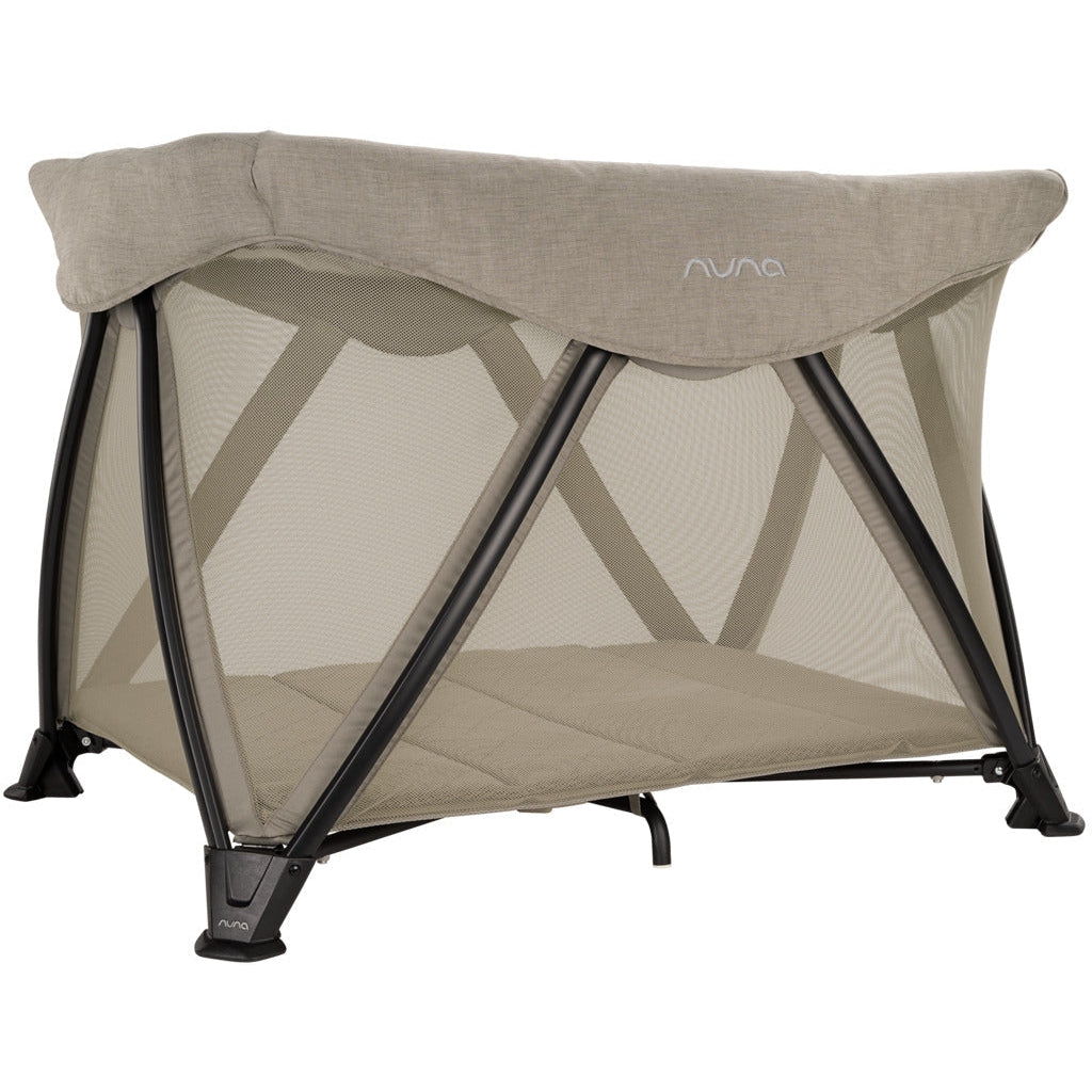 Nuna SENA Aire Playard with Zip-Off Bassinet - Twinkle Twinkle Little One