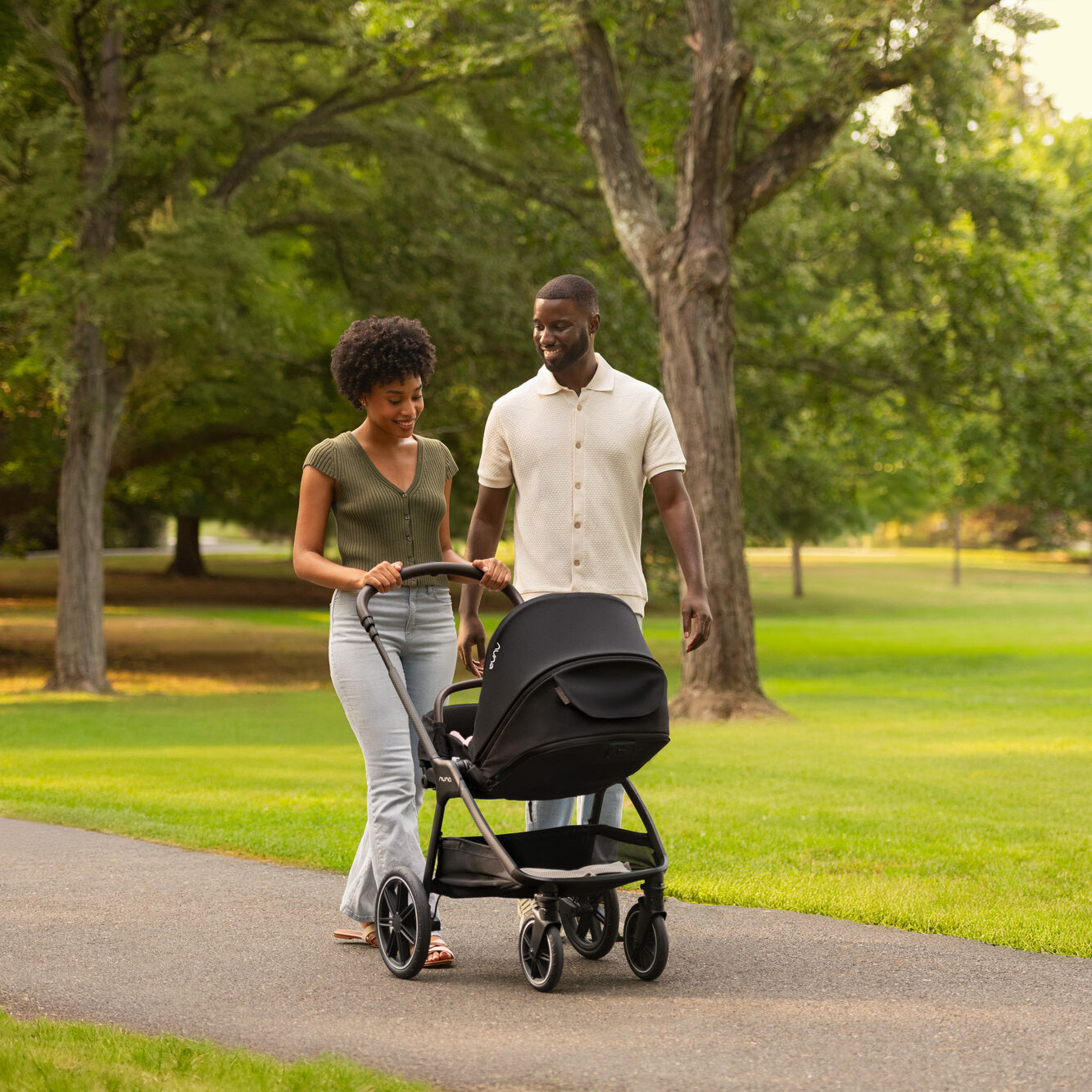 Nuna TRIV LX + PIPA Urbn Travel System (Pre-Order)