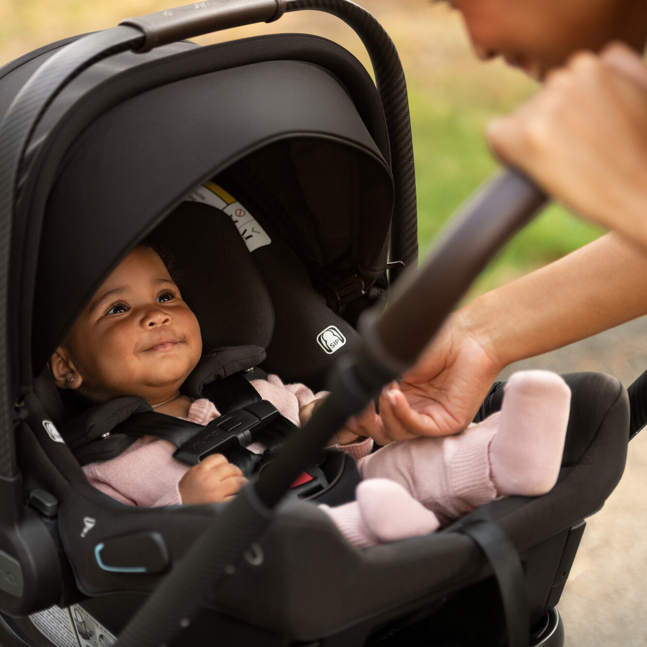 Nuna TRIV LX + PIPA Urbn Travel System (Pre-Order)