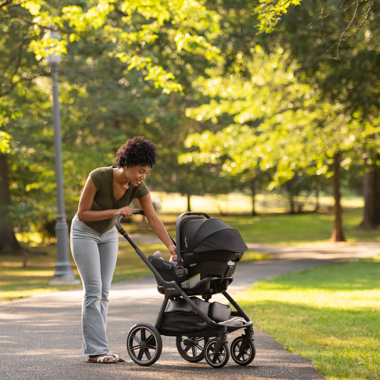 Nuna TRIV LX + PIPA Urbn Travel System (Pre-Order)