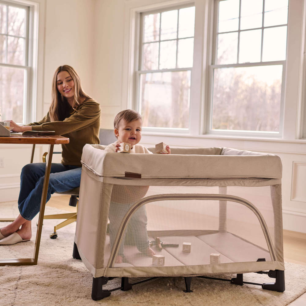 UPPAbaby Remi Bedside Bassinet + Playard + Travel Crib - Twinkle Twinkle Little One