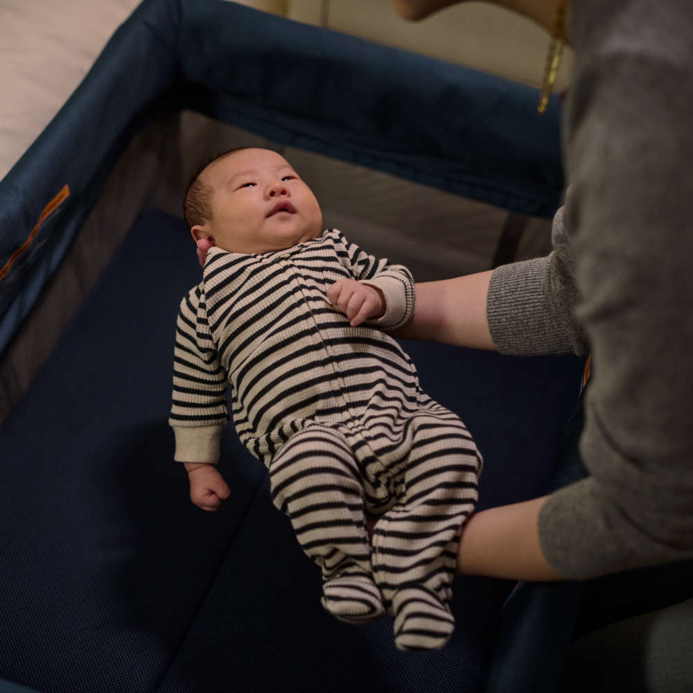 UPPAbaby Remi Bedside Bassinet + Playard + Travel Crib - Twinkle Twinkle Little One