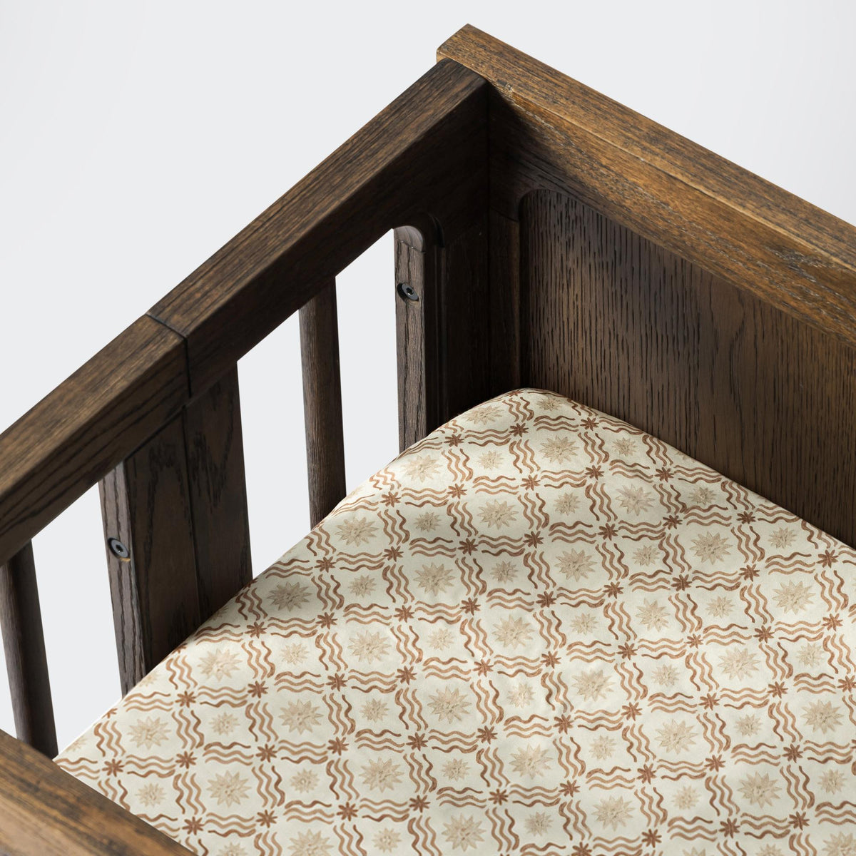 Nate Berkus x Babyletto All-Stages Bassinet Sheet