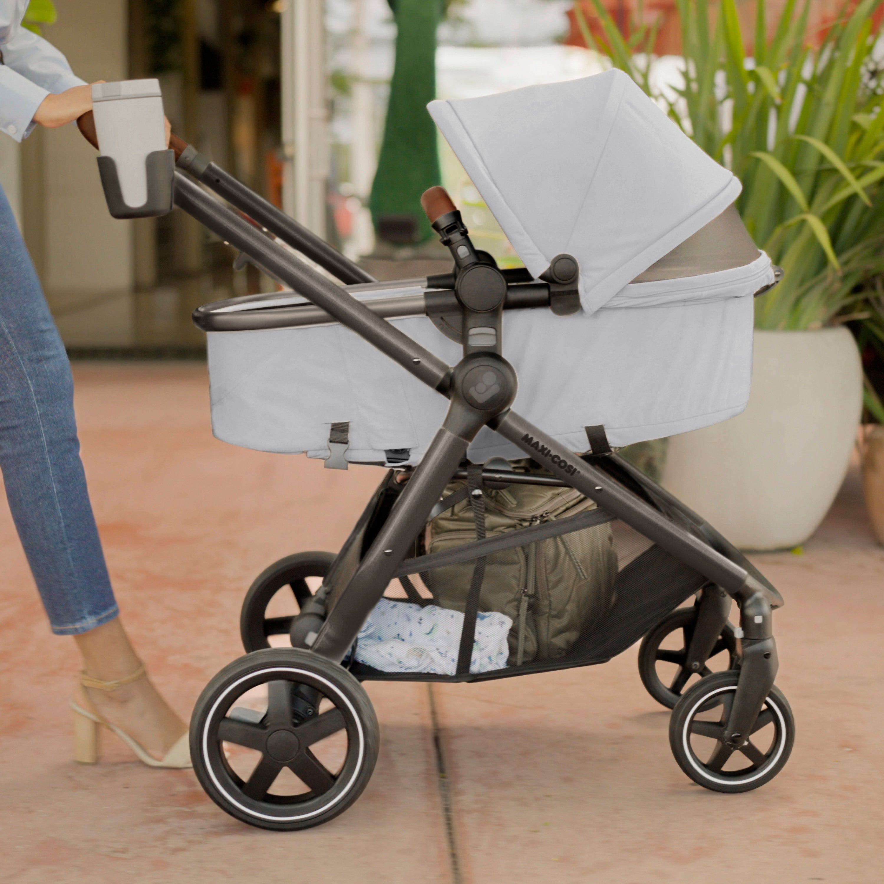 Maxi-Cosi Zelia Luxe+ 5-in-1 Modular Travel System - Twinkle Twinkle Little One