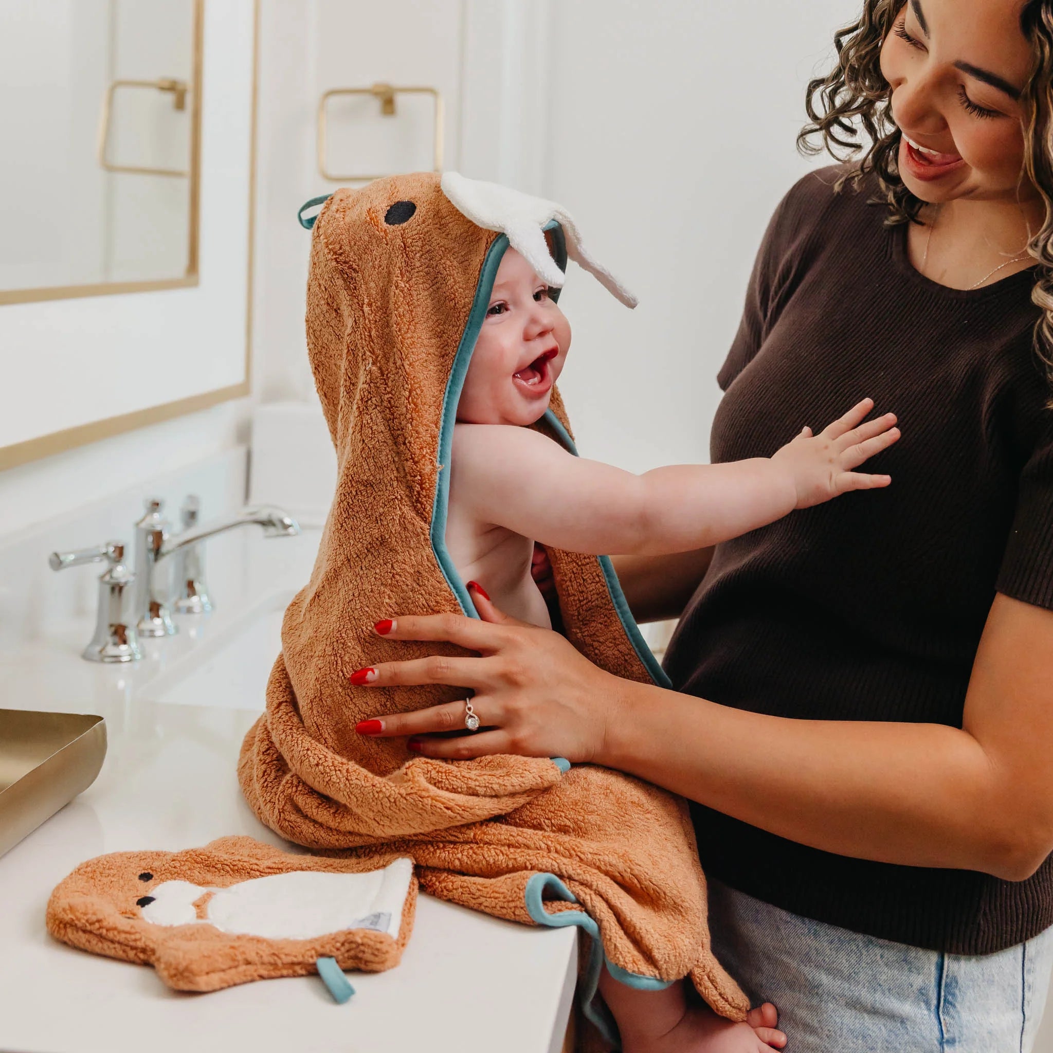 Wally Character Bamboo Hooded Towel - Twinkle Twinkle Little One