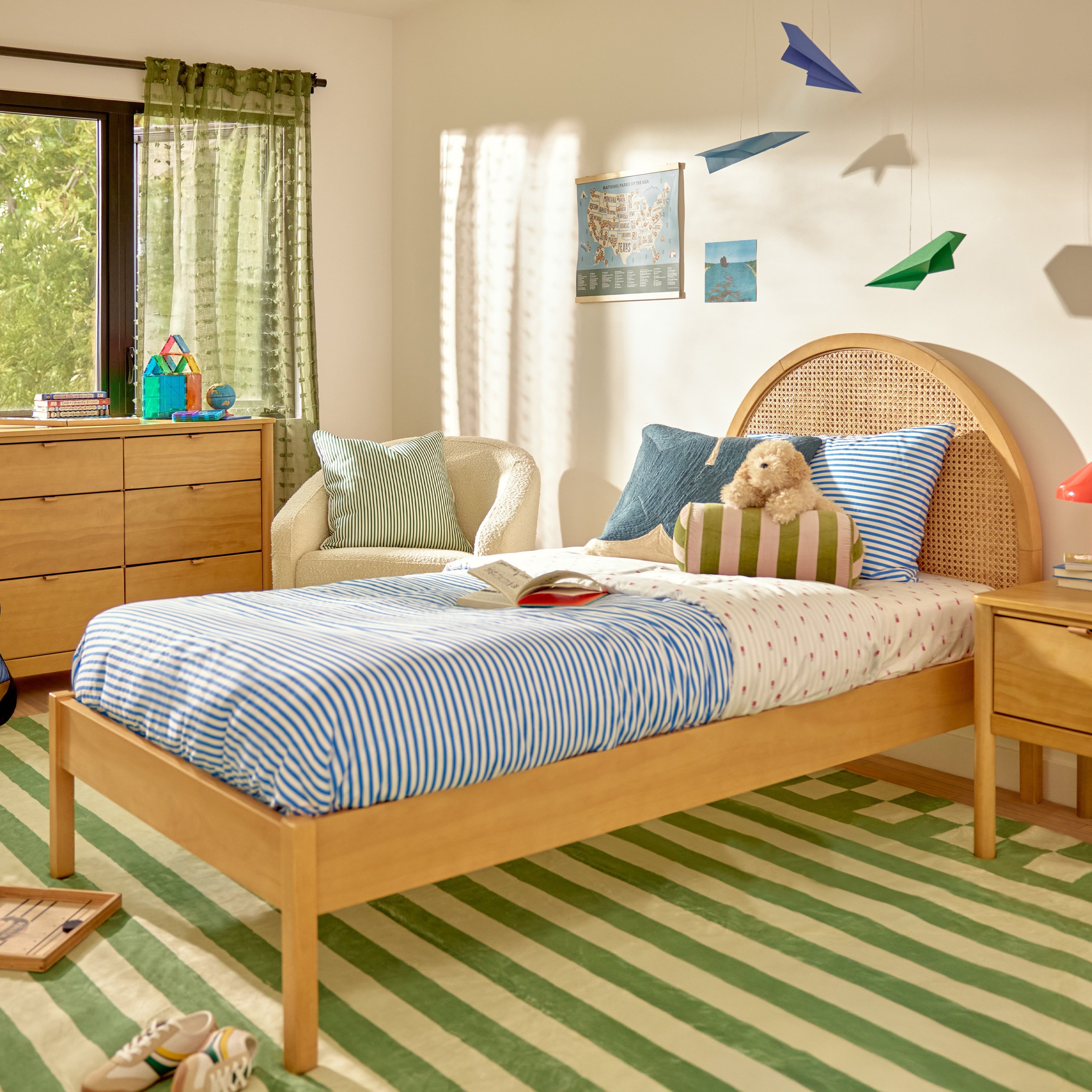 Babyletto Bondi Cane Twin Bed - Twinkle Twinkle Little One