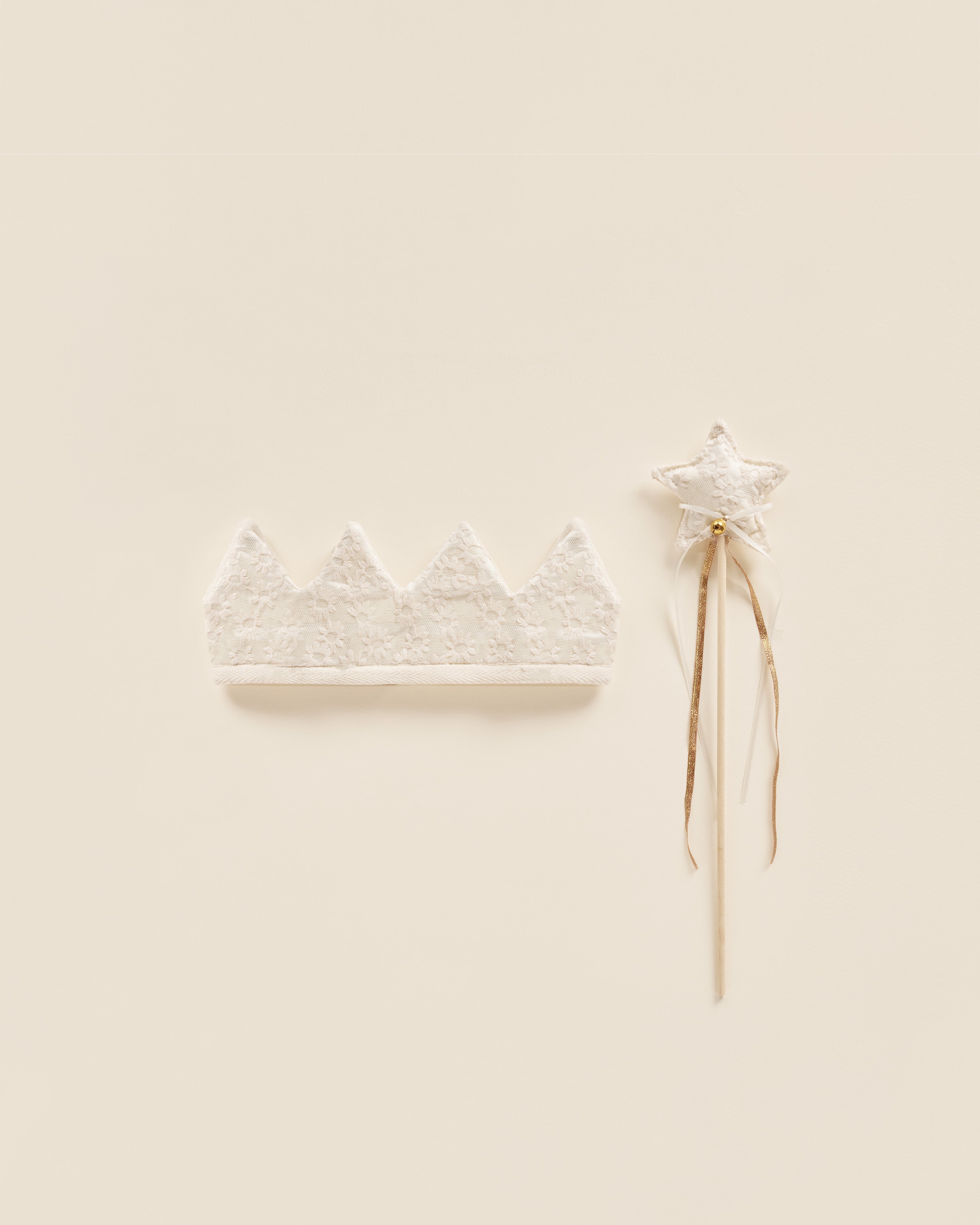 Crown & Wand - Daisy Embroidery - Twinkle Twinkle Little One