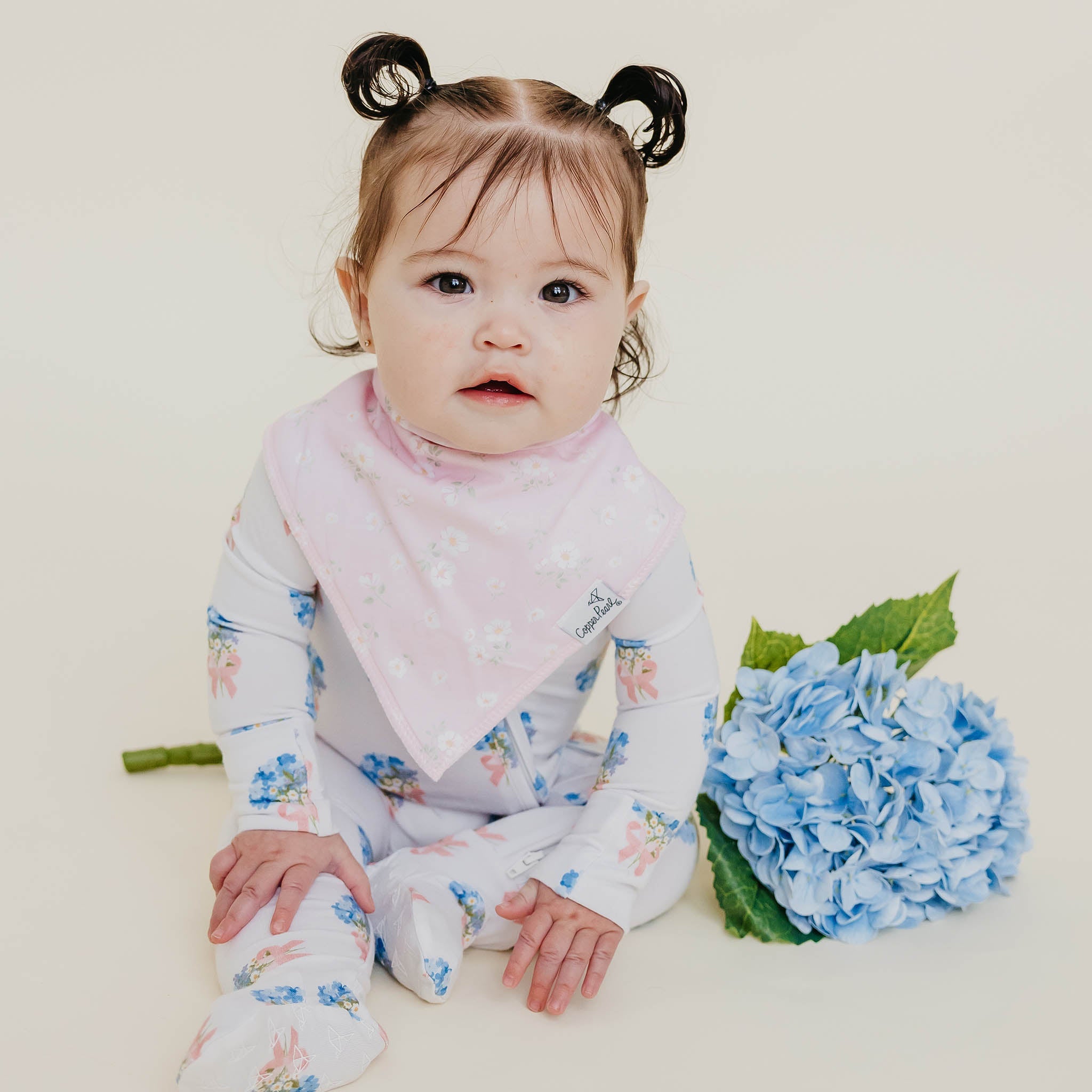 Bow My Gosh Bandana Bib Set (4-Pack)