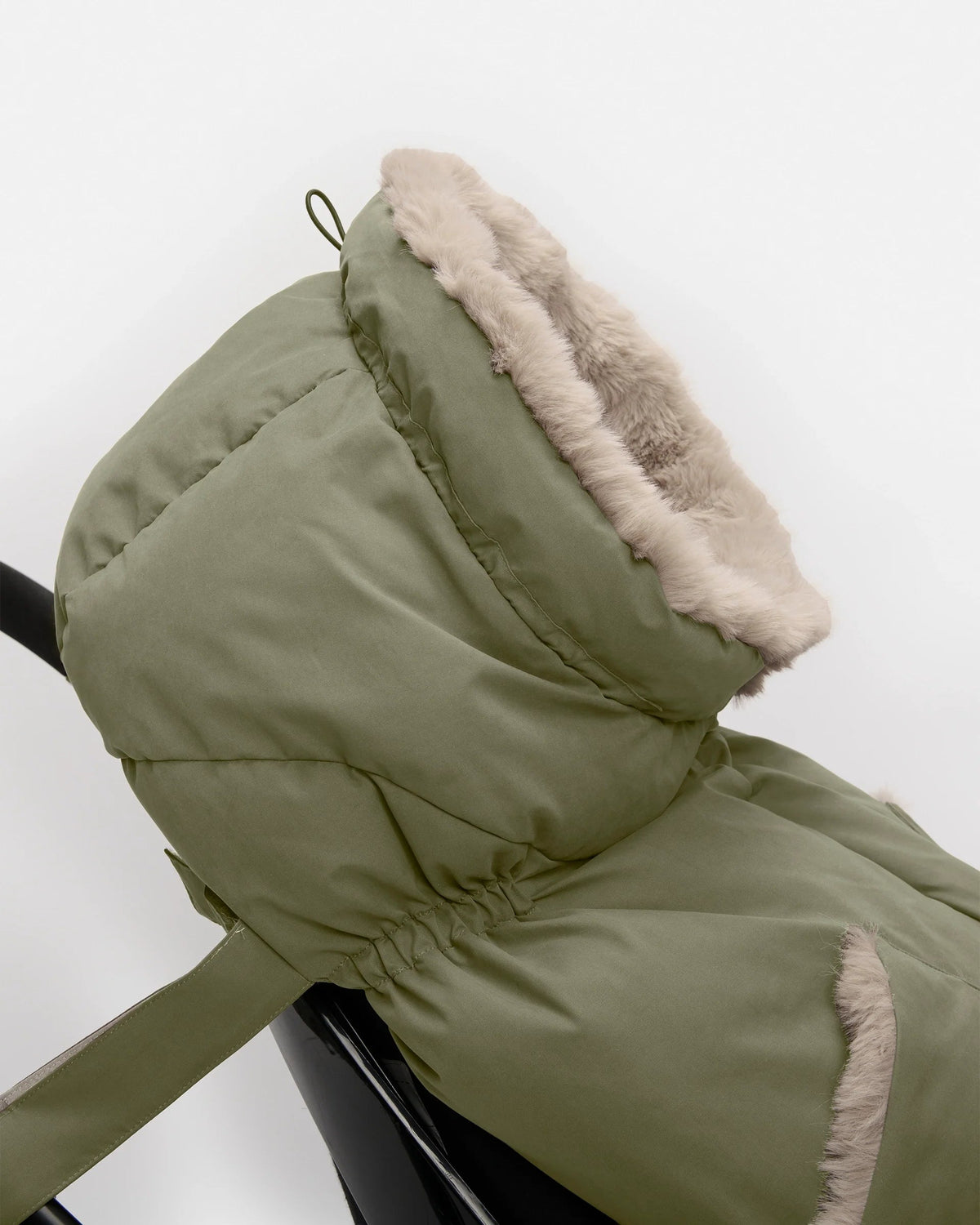 Helsinki Woodland faux fur hood detail