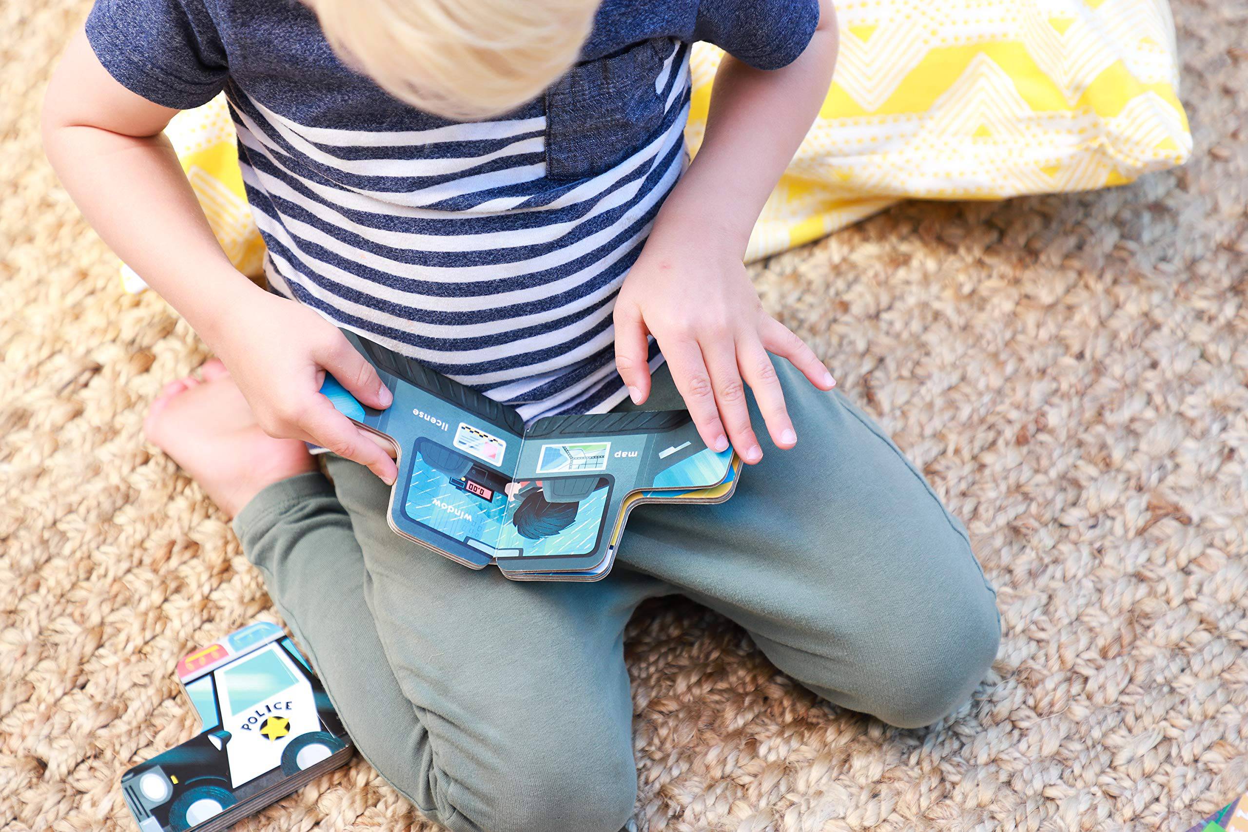 Read & Ride: Cars & Trucks: 4 board books inside! - Twinkle Twinkle Little One