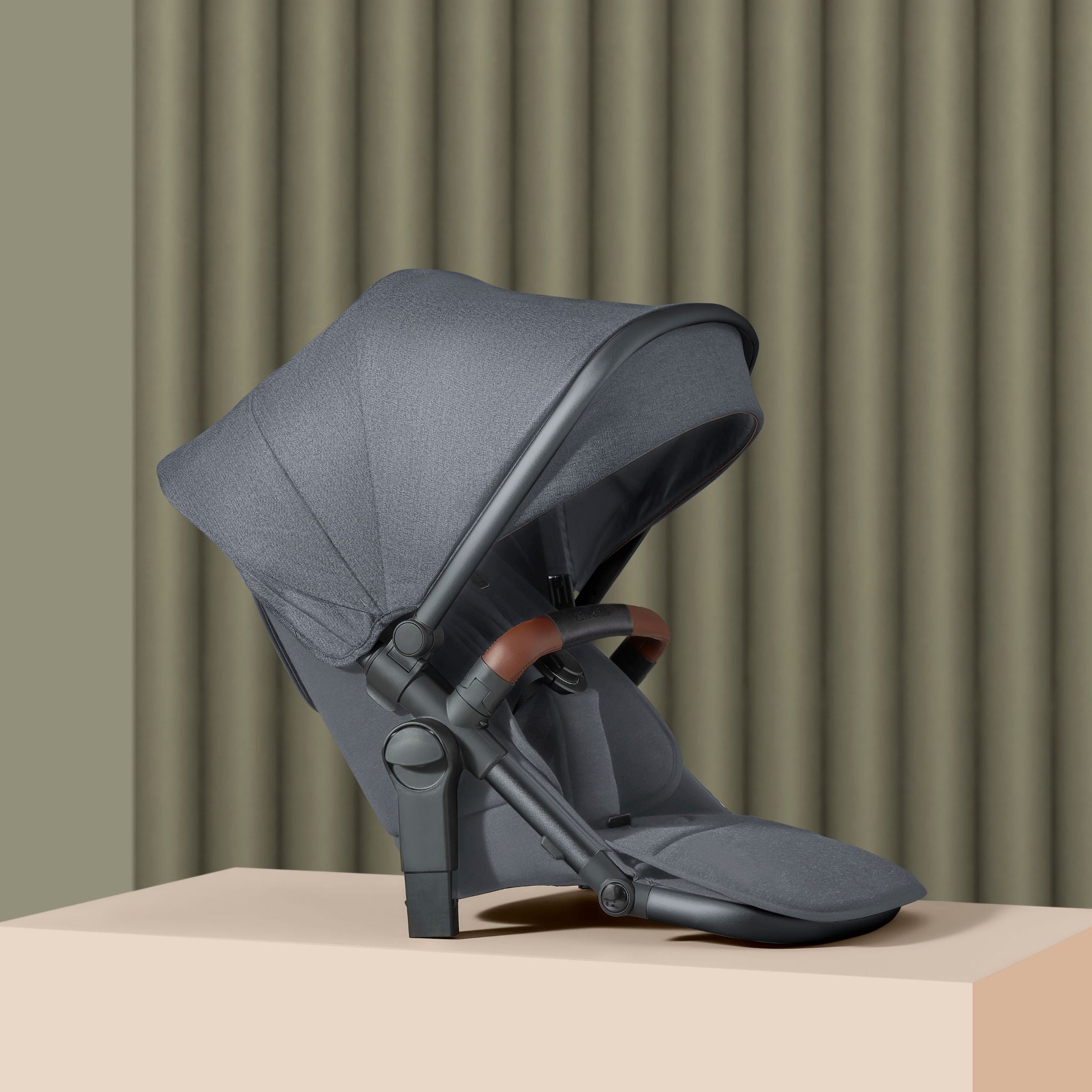 Silver Cross Wave Tandem Seat with Sustainable Fabrics - Twinkle Twinkle Little One