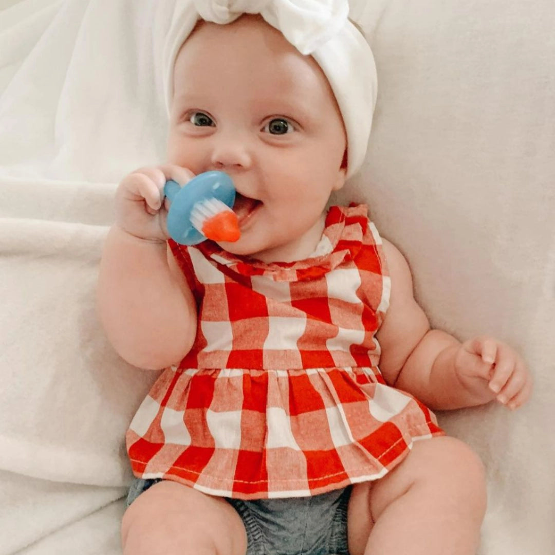 Teensy Teether™ Hero Pop Soothing Silicone Teether - Twinkle Twinkle Little One