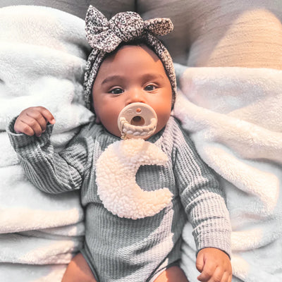 Sweetie Pal™ - Pacifier & Stuffed Animal - Skye the Moon - Twinkle Twinkle Little One