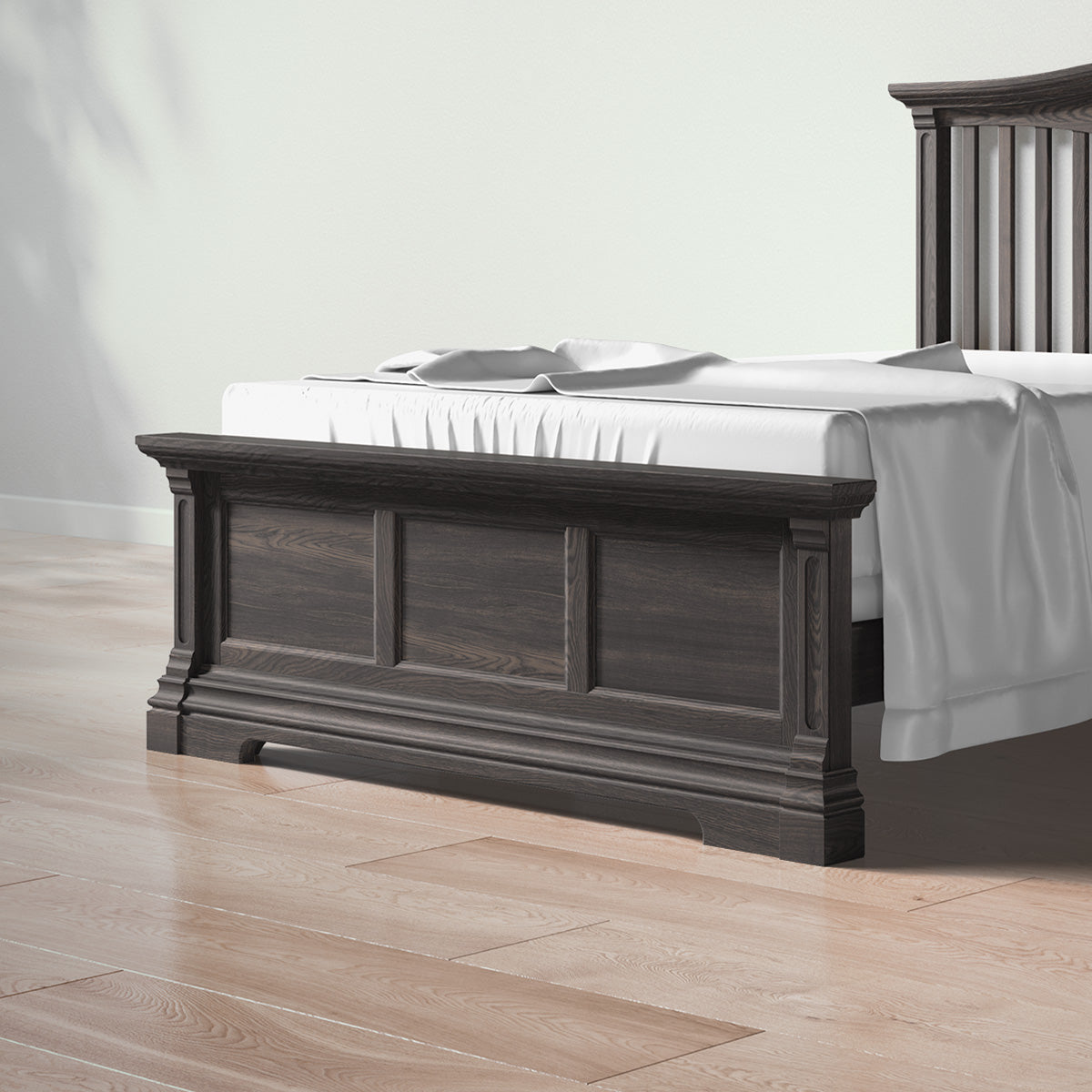Romina Imperio Low-profile Footboard
