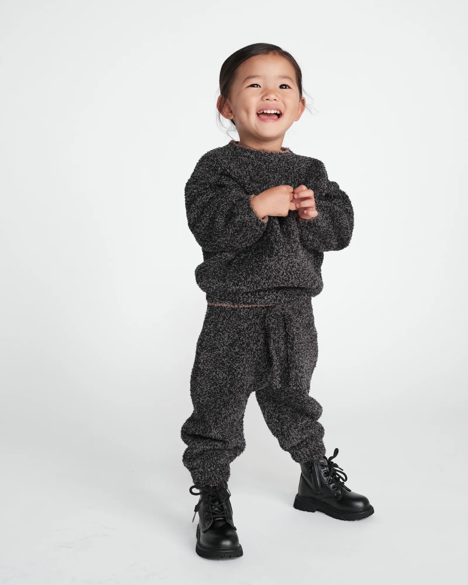 7 A.M. Enfant Boxy Sweater Fuzzy - Black Melange