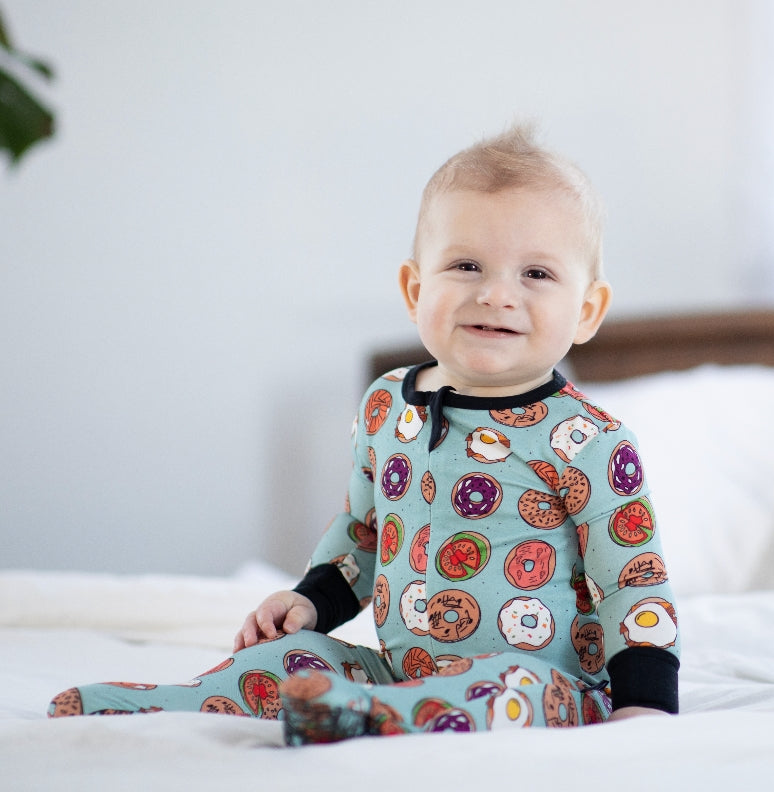 Bagels Infant Bamboo Footed Sleeper - Twinkle Twinkle Little One
