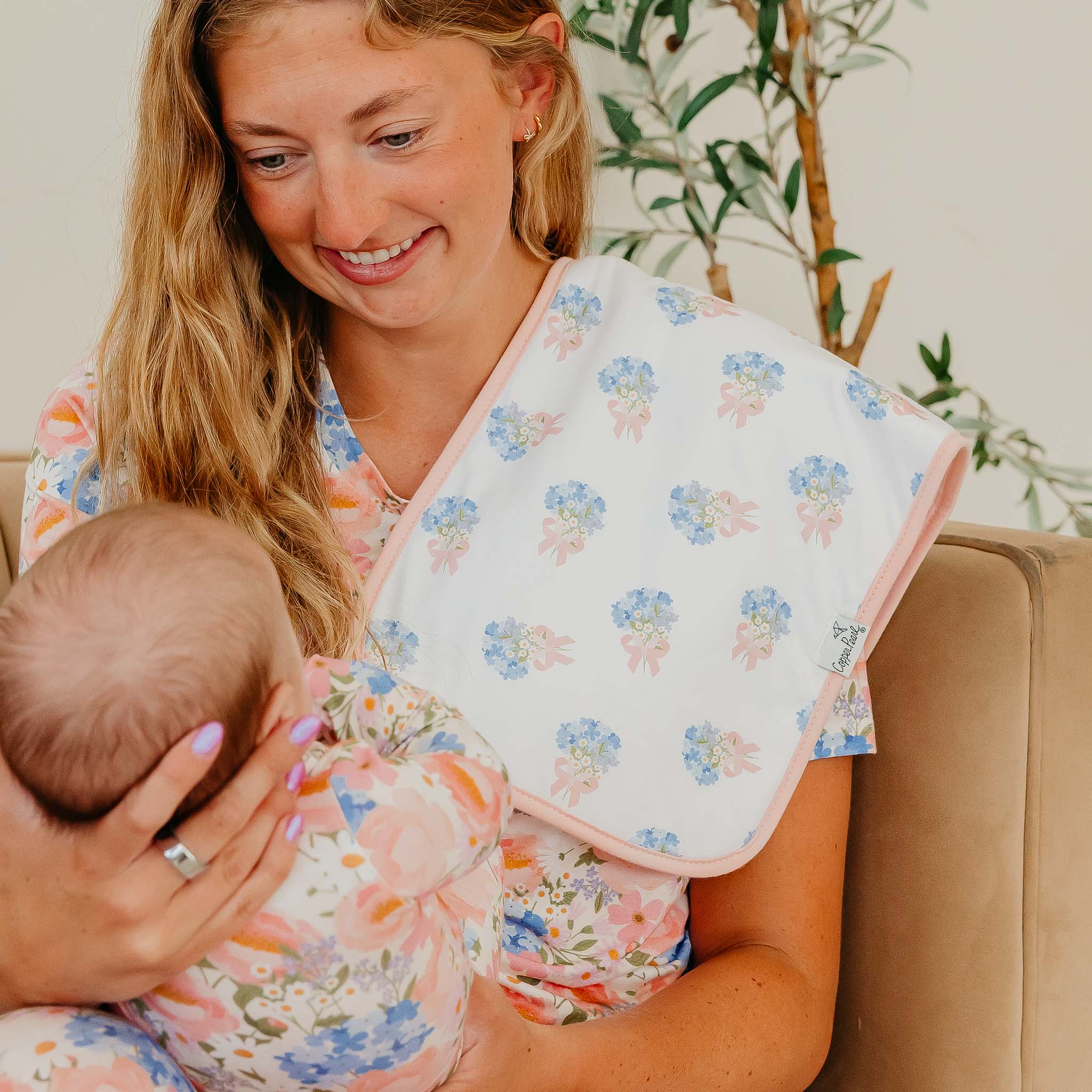 Penelope Premium Burp Cloths