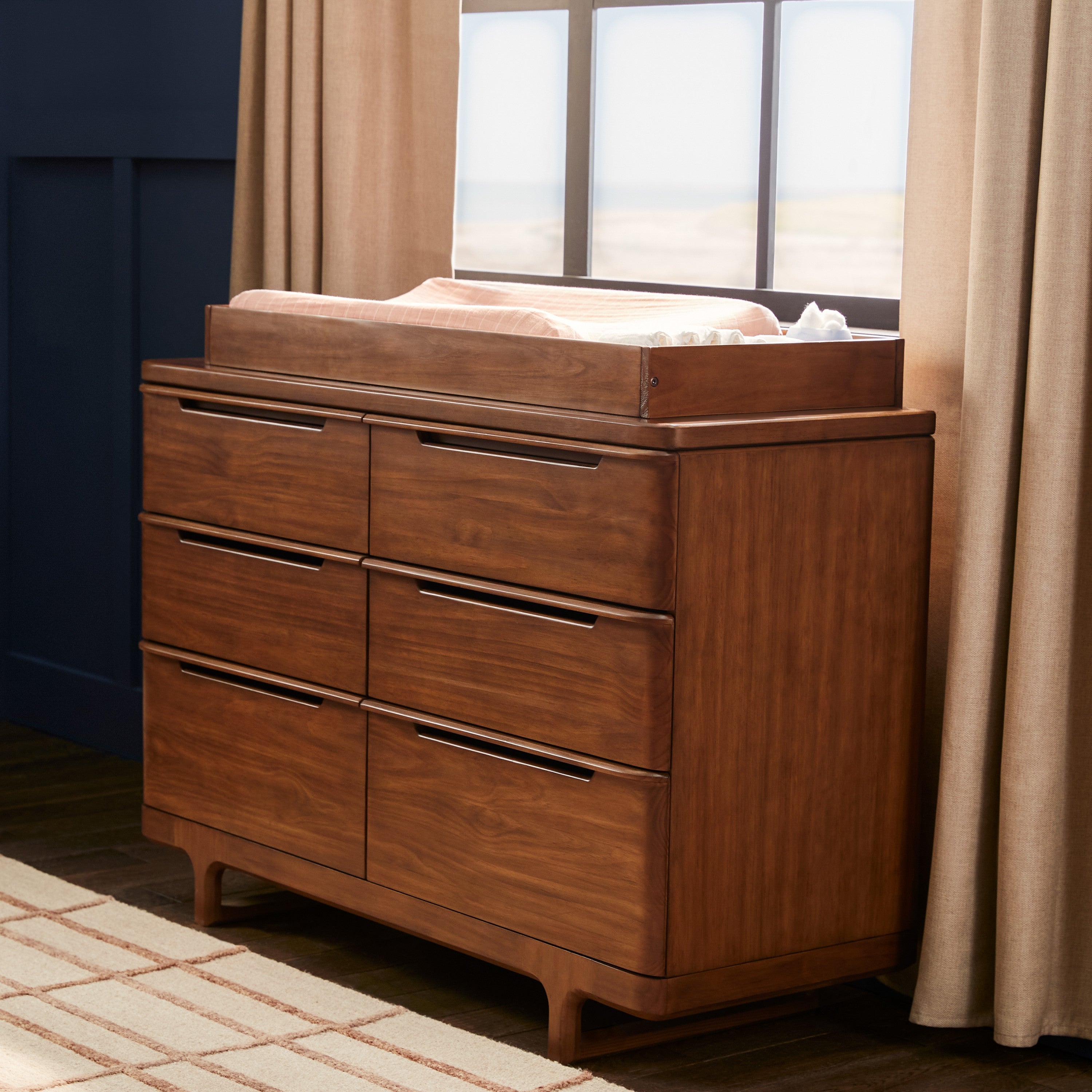 Maxi-Cosi Nursery Embraced Forms 6-Drawer Dresser | PRESALE