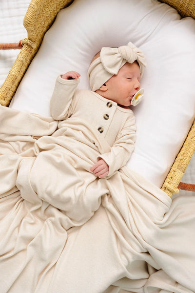 Lou Lou & Company Dakota Plush Top, Bottoms + Hat Set