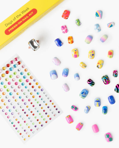 Days of the Week Press On Nail Kit - Twinkle Twinkle Little One