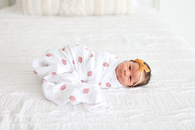 Lulujo Cotton Swaddles - Strawberries & Pink - Twinkle Twinkle Little One