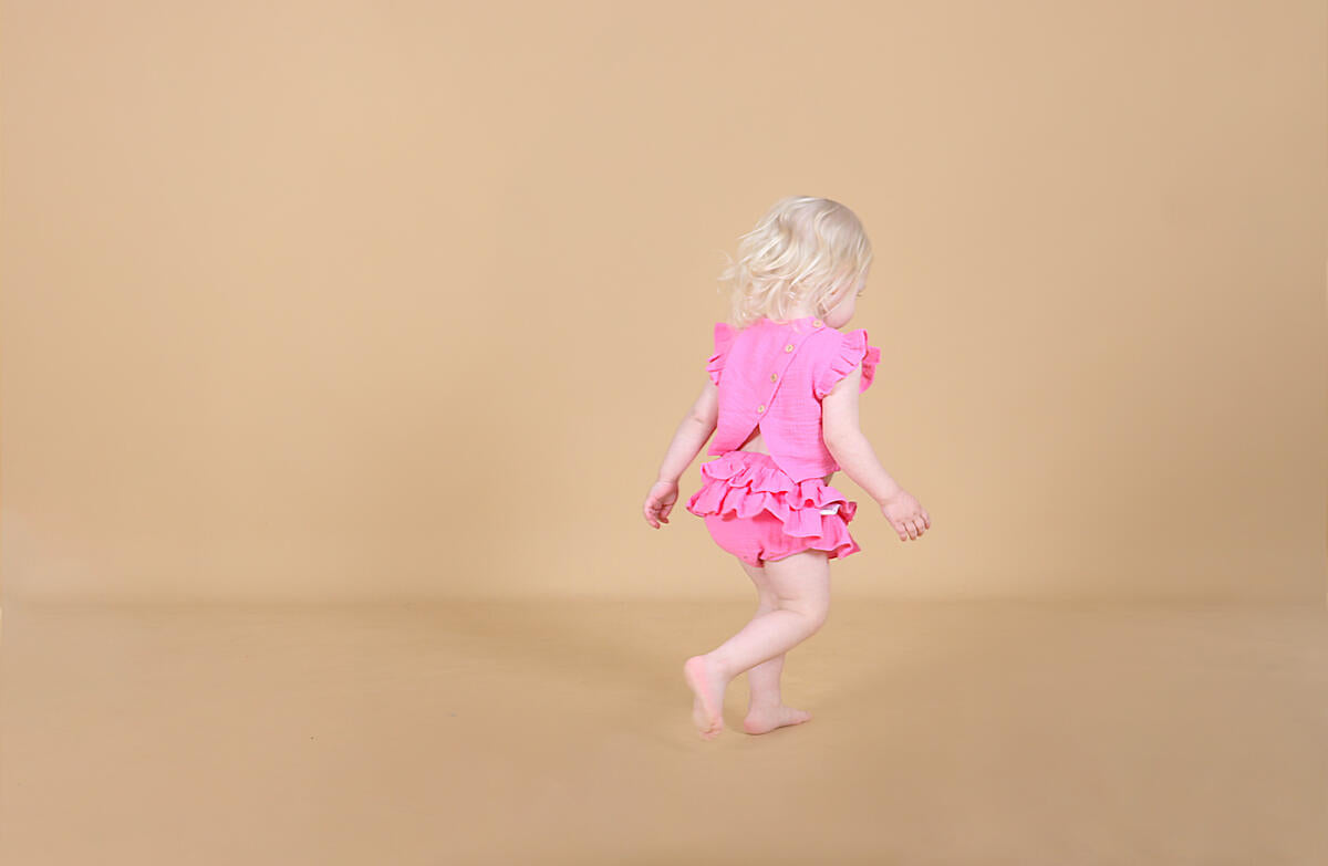 Linen Ruffle Set - Hot Pink - Twinkle Twinkle Little One