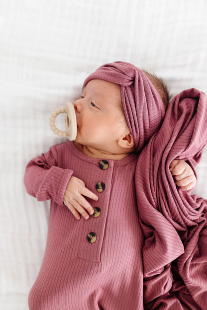 Lou Lou & Company Marjorie Ribbed Knotted Gown - Twinkle Twinkle Little One