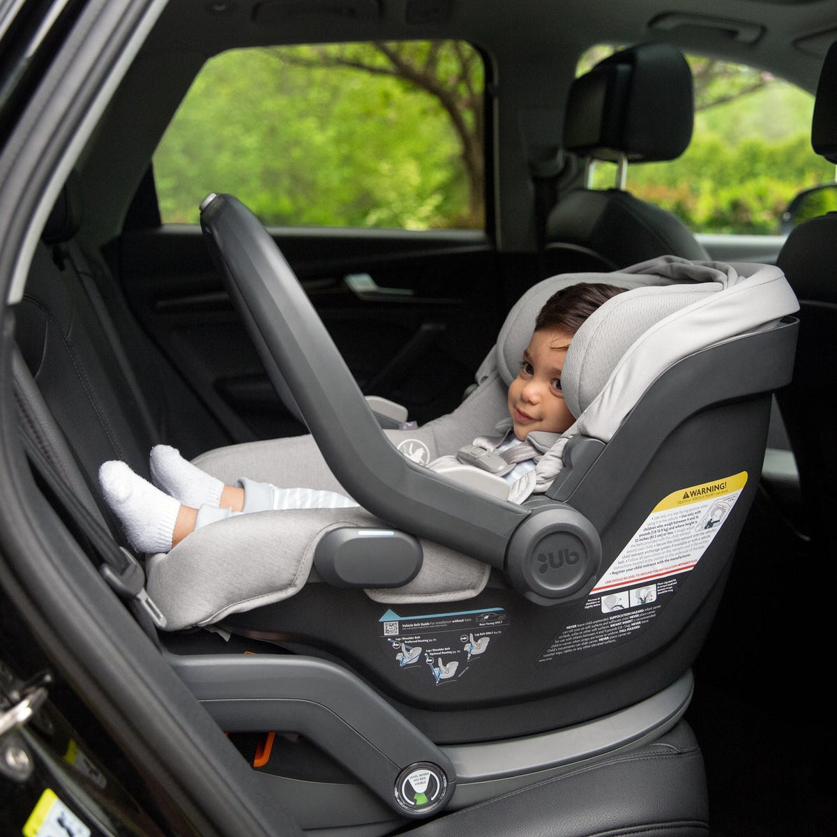 UPPAbaby Mesa V2 Infant Car Seat + Base - Twinkle Twinkle Little One