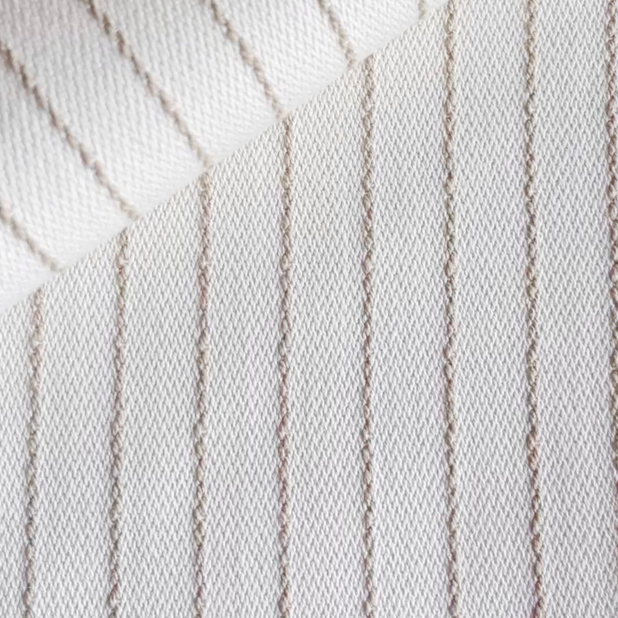 Oilo Nola Swivel Glider