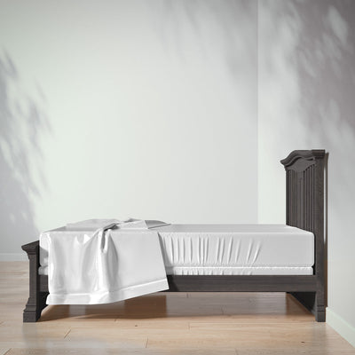 Romina Imperio Full Bed