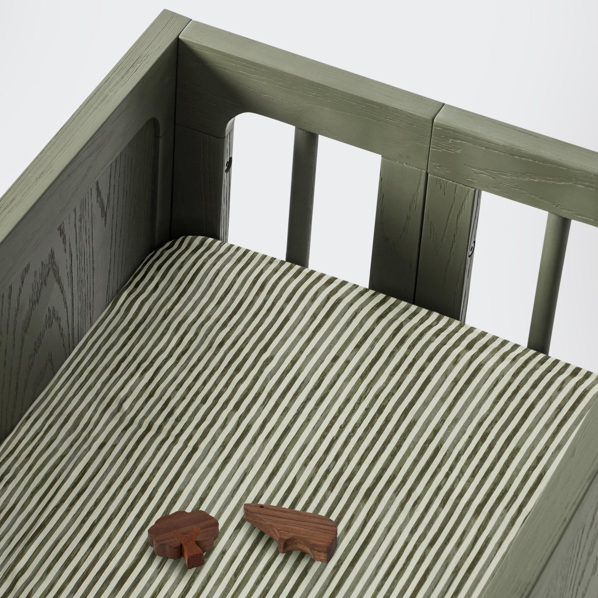 Nate Berkus x Babyletto All-Stages Bassinet Sheet