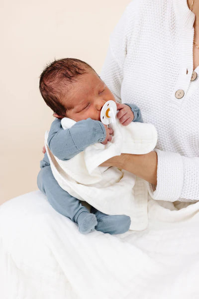 Lou Lou & Company Leo Top, Bottom + Hat Set - Twinkle Twinkle Little One