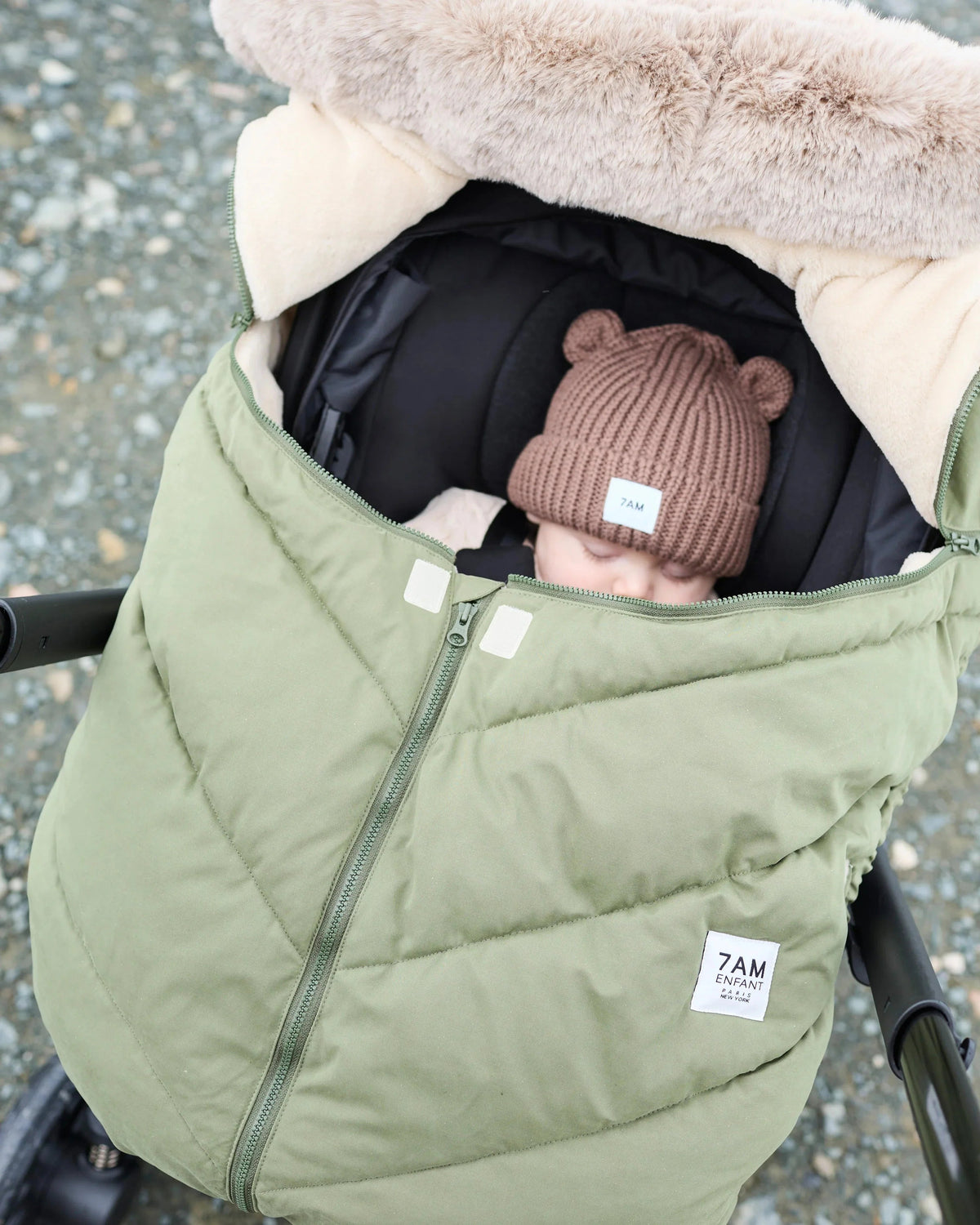 7AM Enfant Car Seat Cocoon Helsinki Woodland Faux Fur view 2