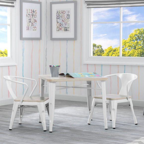 Delta Children Bistro Table & Chair Set - Twinkle Twinkle Little One