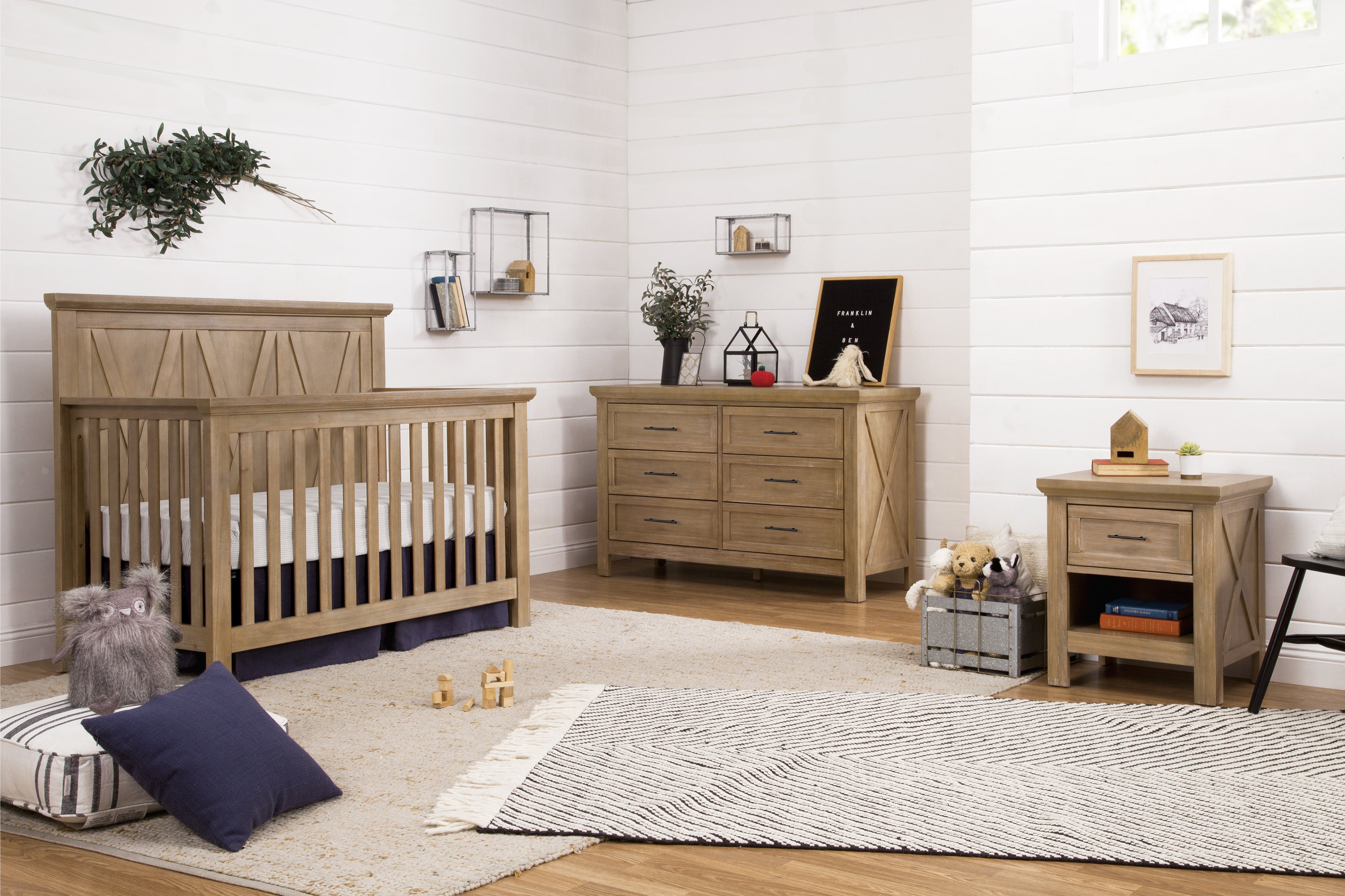 Emory Farmhouse 4-in-1 Convertible Crib - Twinkle Twinkle Little One